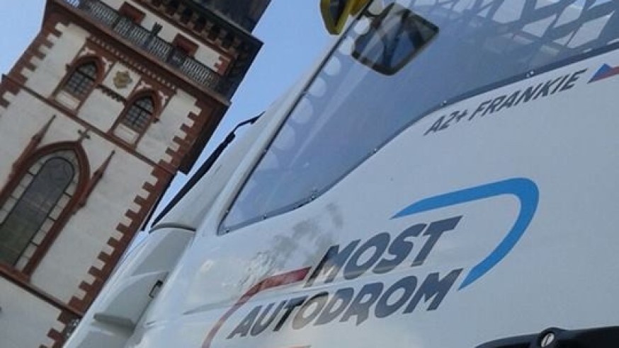 Nejdůležitější závodní víkend je za dveřmi!