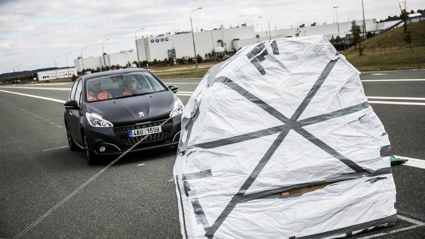 Peugeot Active City Brake: systém, se kterým už v koloně nenabouráte