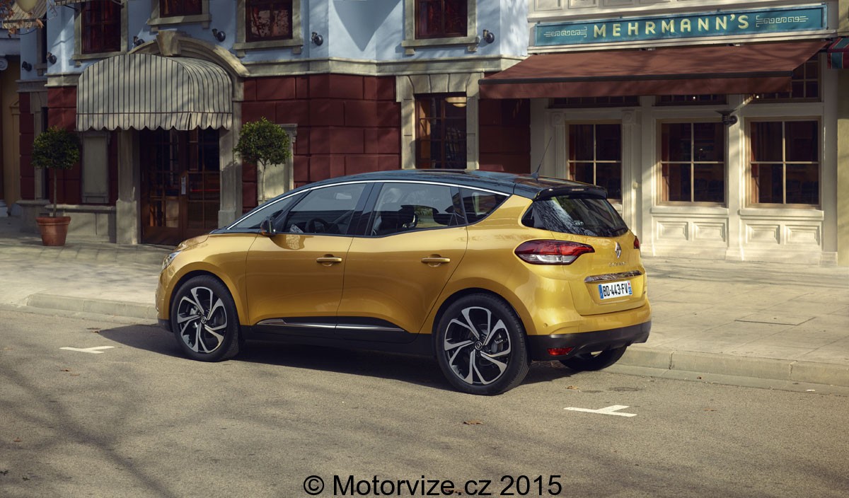 New Renault SCENIC 24 © Mickaël SCHNABEL – Prodigious Production