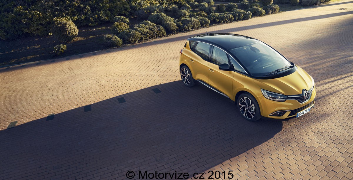 New Renault SCENIC 26 © Mickaël SCHNABEL – Prodigious Production