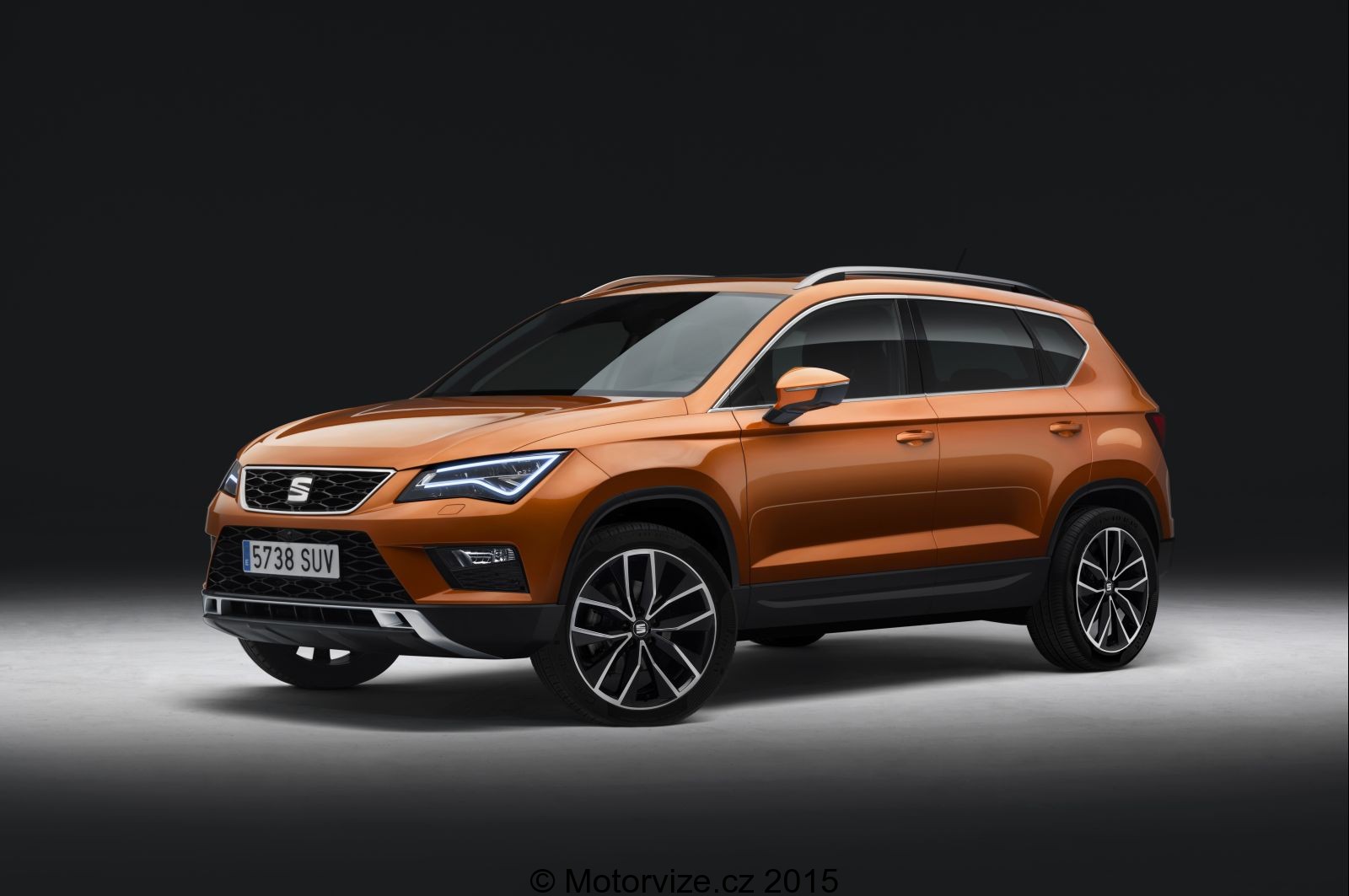 SEAT-ATECA-01 small