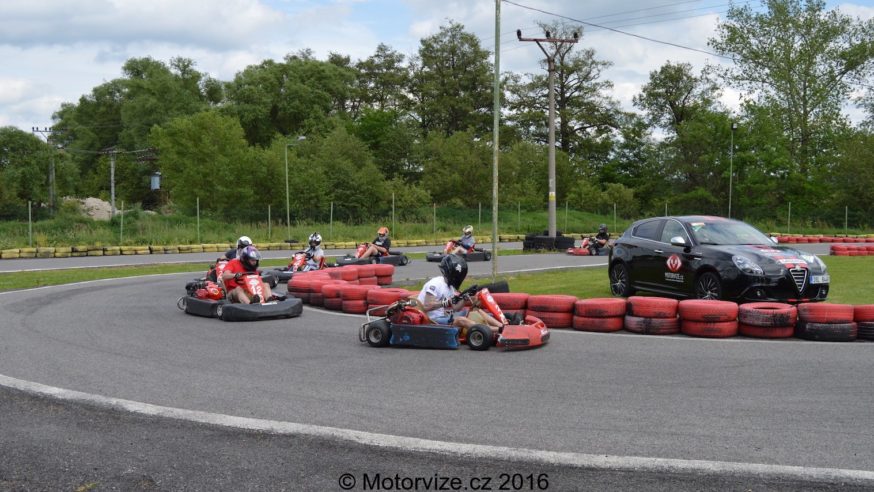 Motorvize karting cup 2016: první závod na jedničku