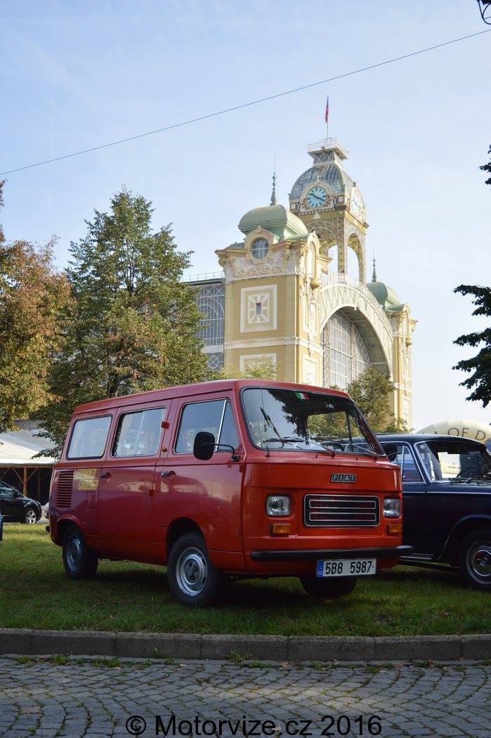 Rallye večerní Prahou 2016