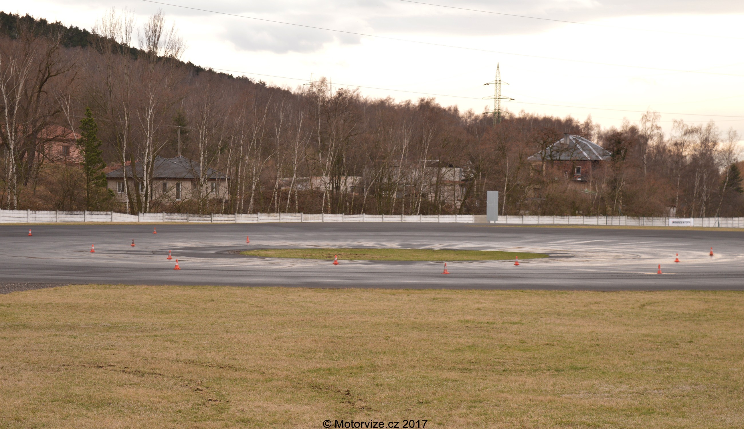 Bridgestone test letních pneu Autodrom Most