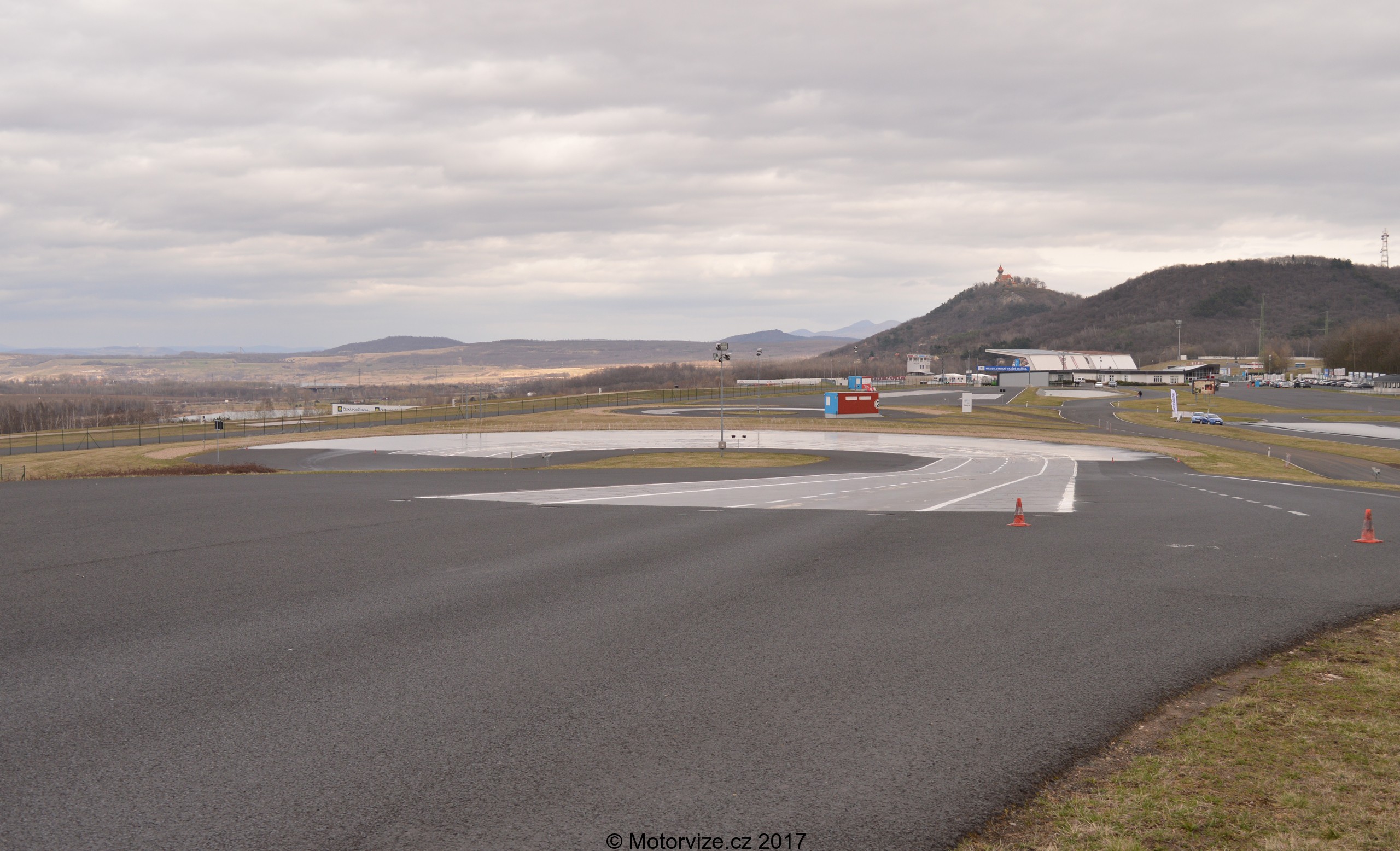 Bridgestone test letních pneu Autodrom Most