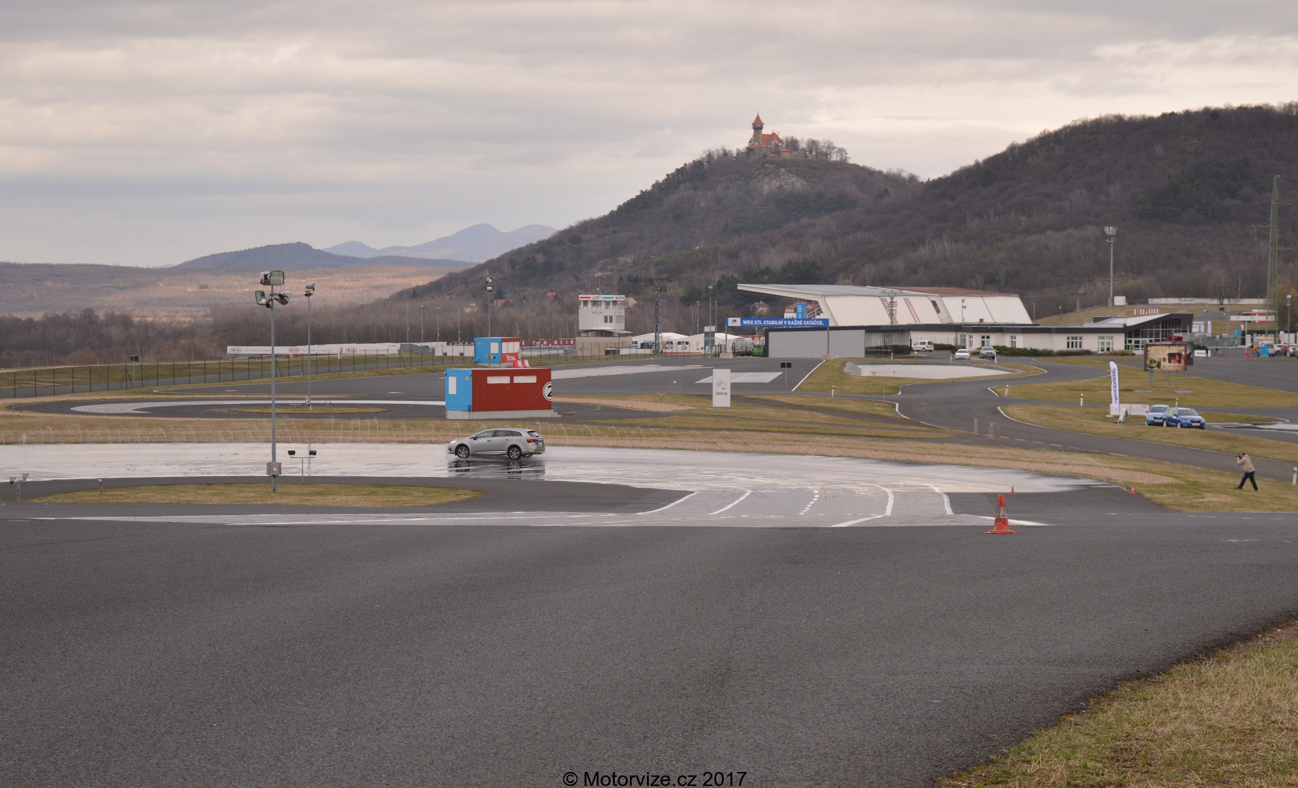 Bridgestone test letních pneu Autodrom Most