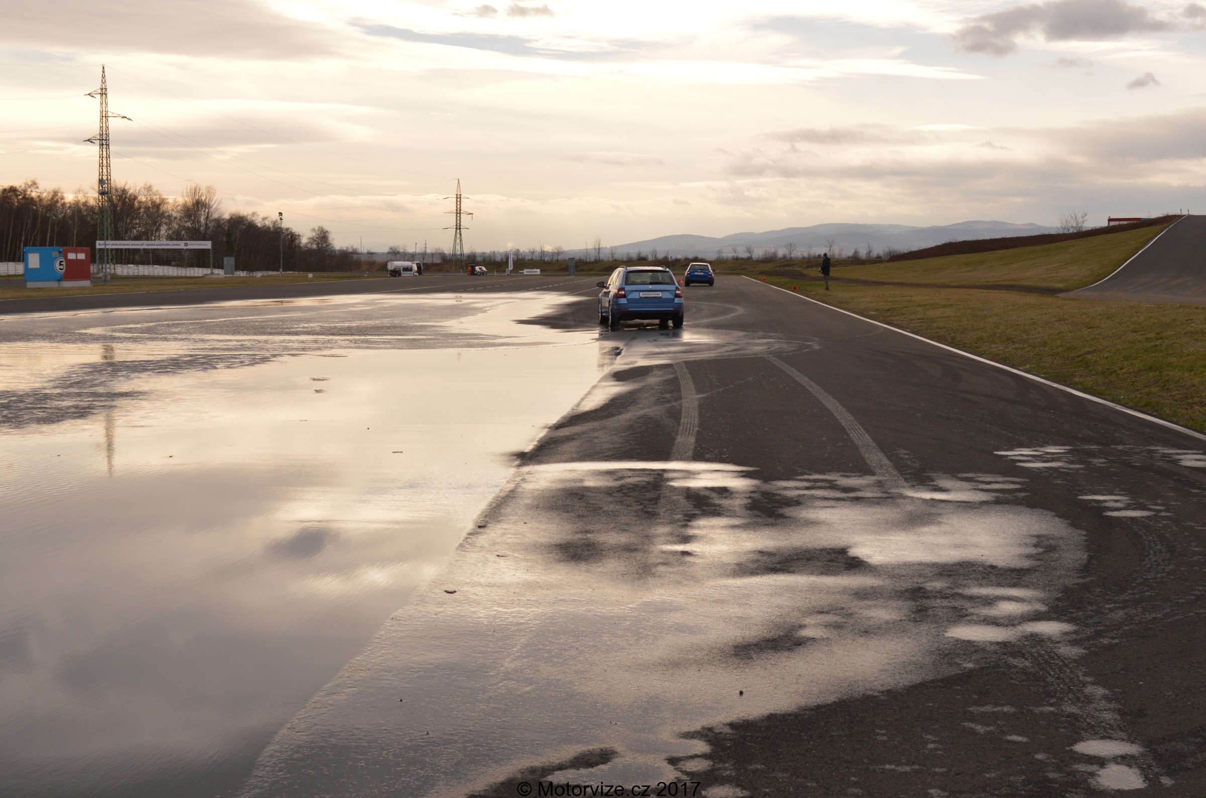 Bridgestone test letních pneu Autodrom Most