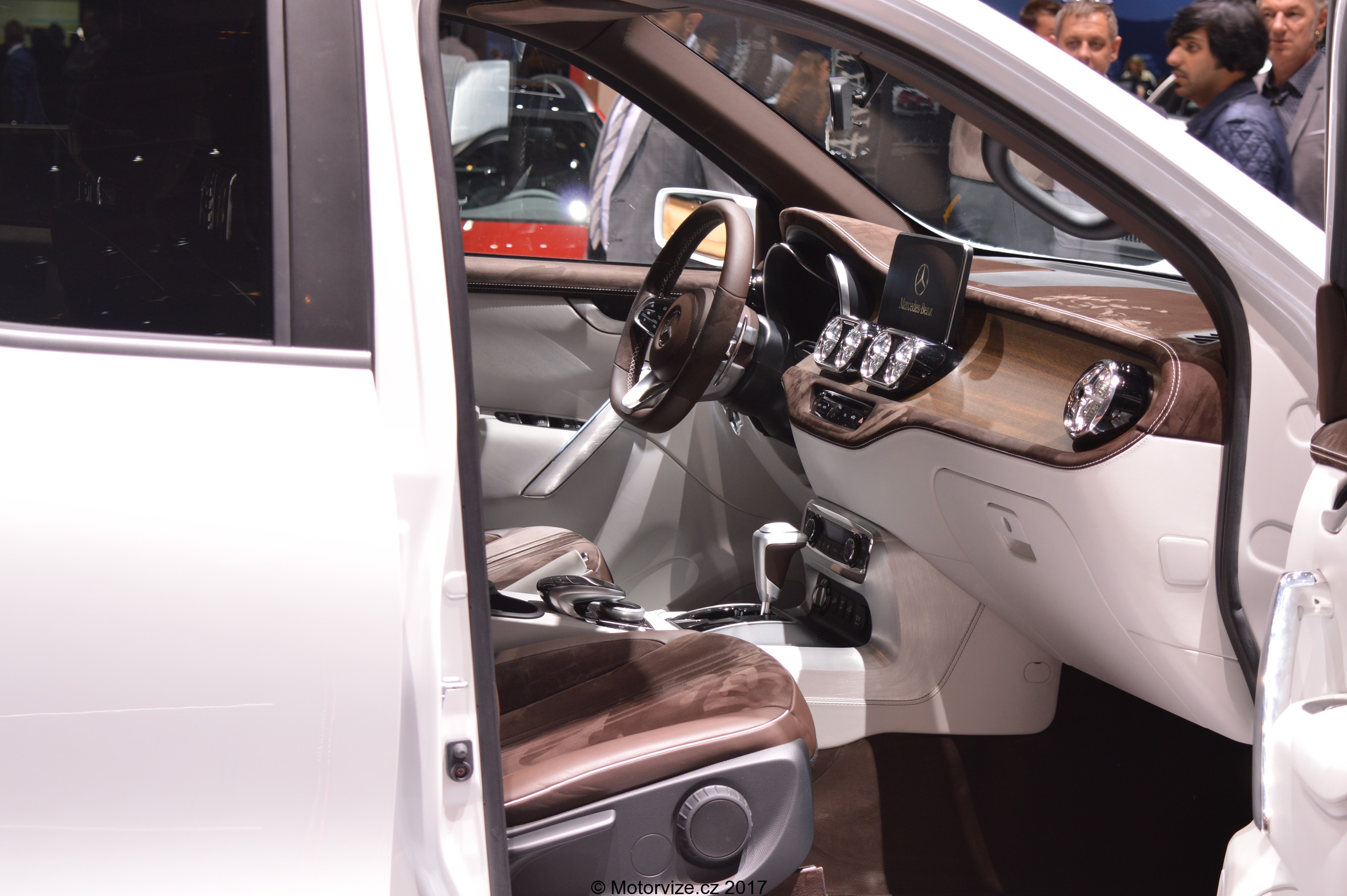 Mercedes-Benz X-class koncept