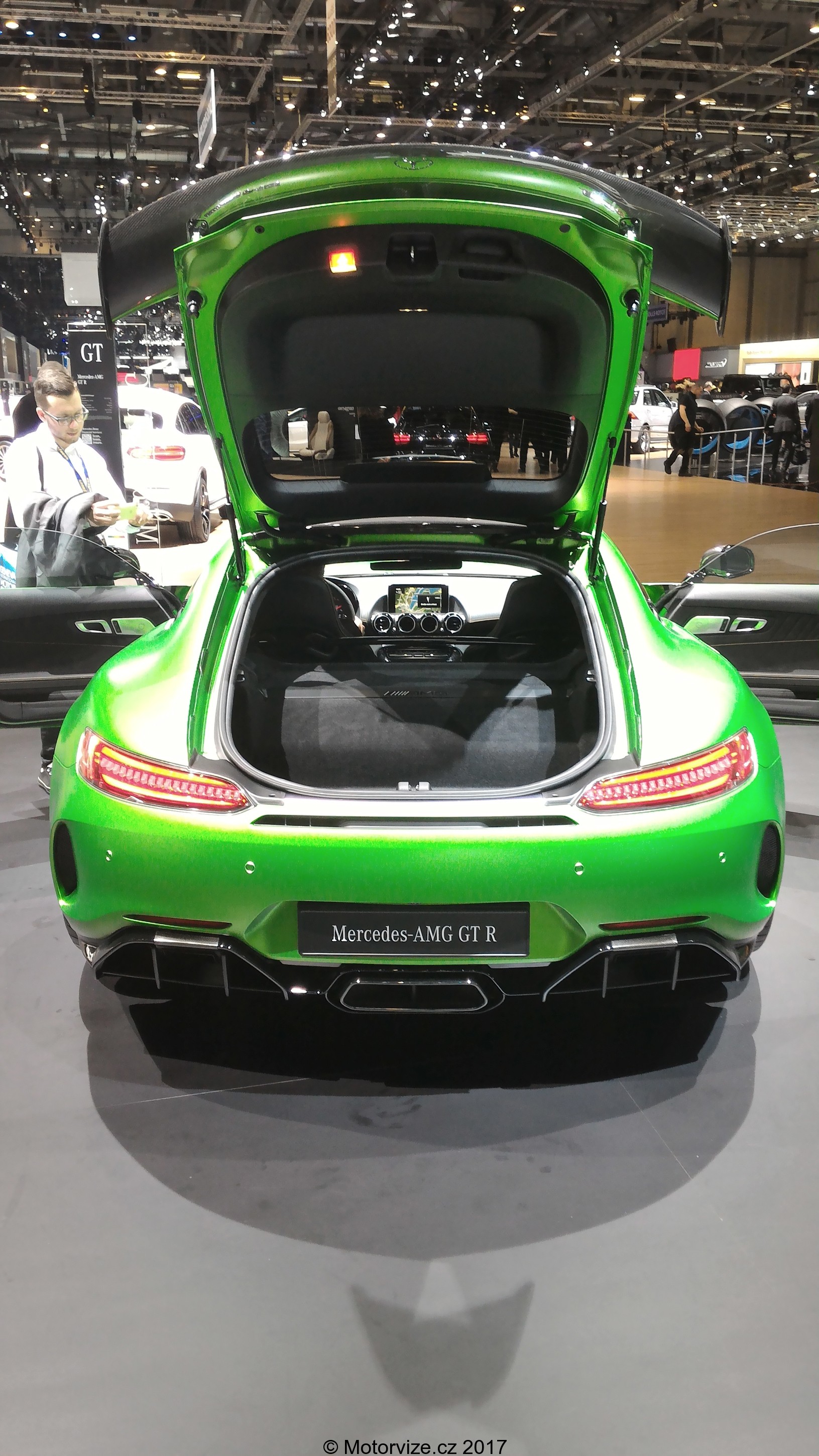 Mercedes-Benz AMG GT R