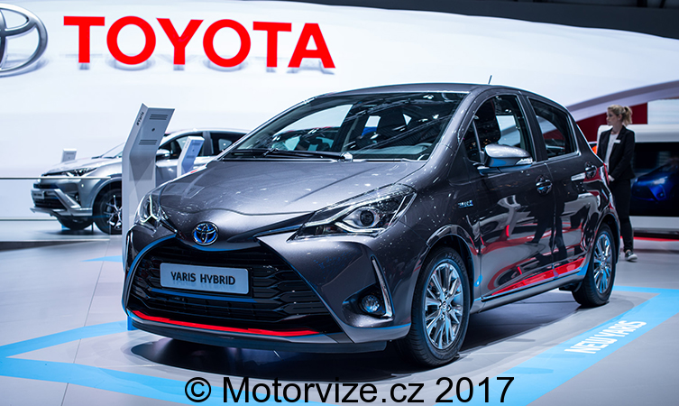 Toyota Yaris Hybrid 2017