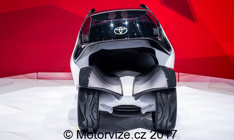 Toyota I-Tril koncept