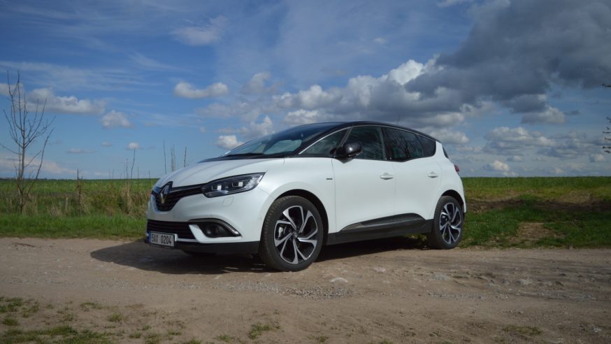 Renault Scénic: rodinný klenot na silnicích