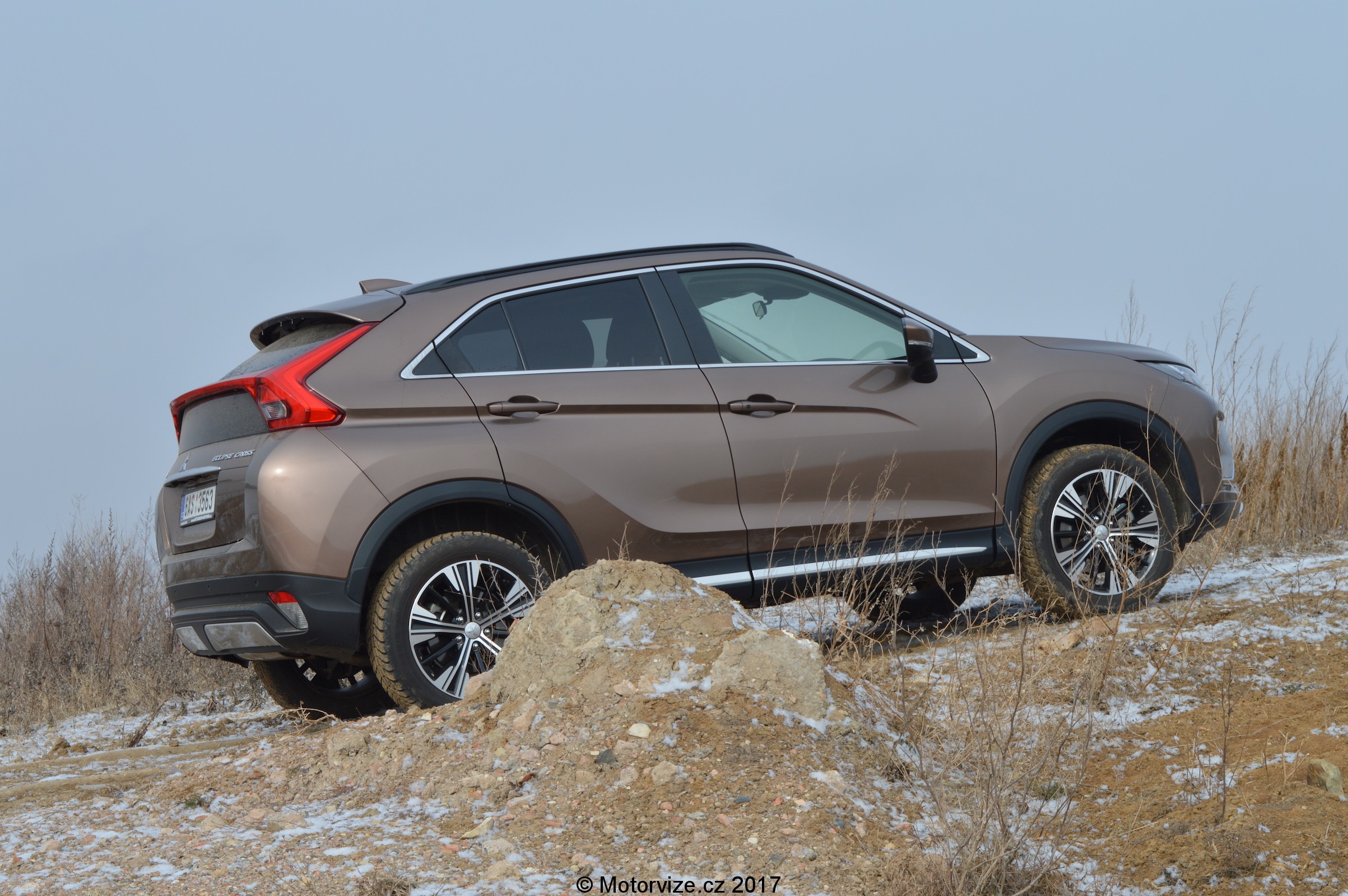 Test: Mitsubishi Eclipse CrossDSC_0612