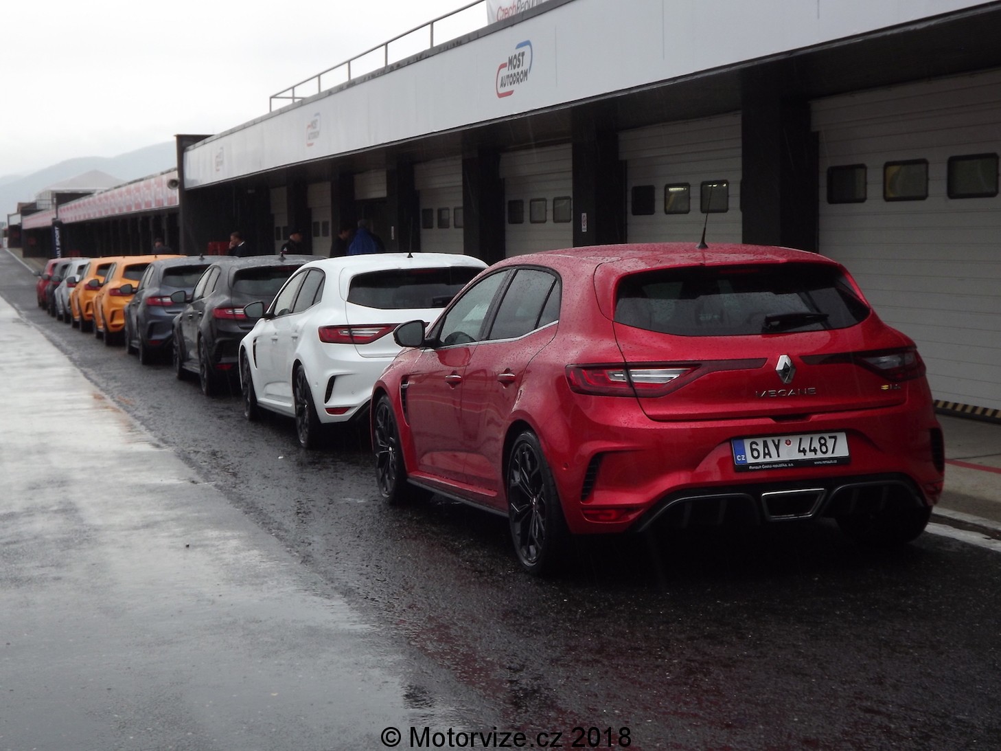 Představení: Renault Megane RS na Autodromu Most