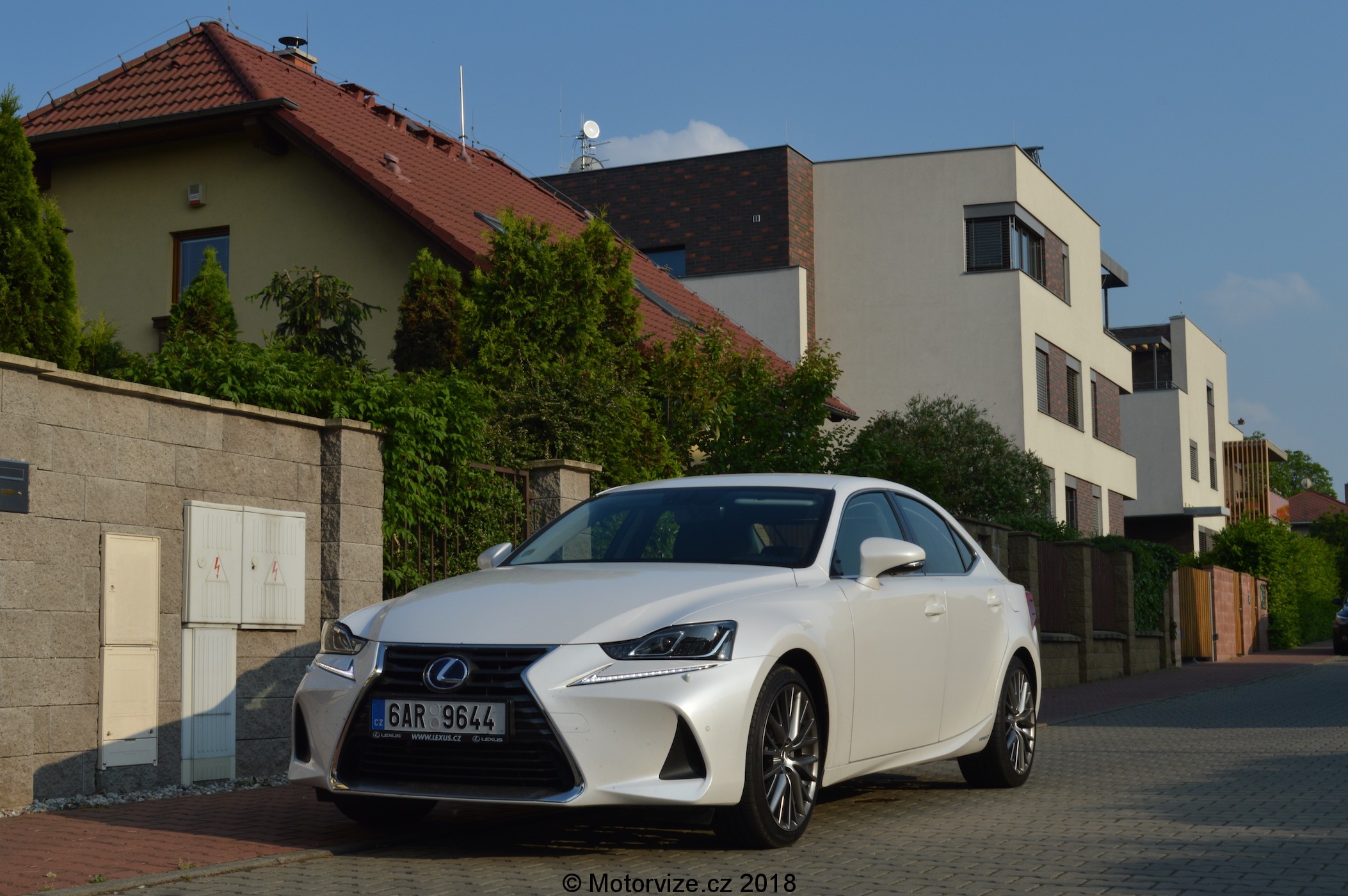 Test: Lexus IS 300h