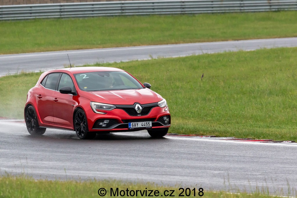 Představení: Renault Megane RS na Autodromu Most