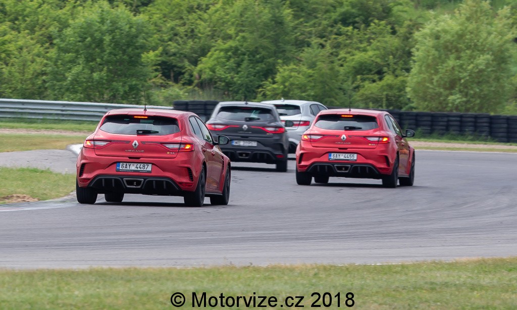 Představení: Renault Megane RS na Autodromu Most