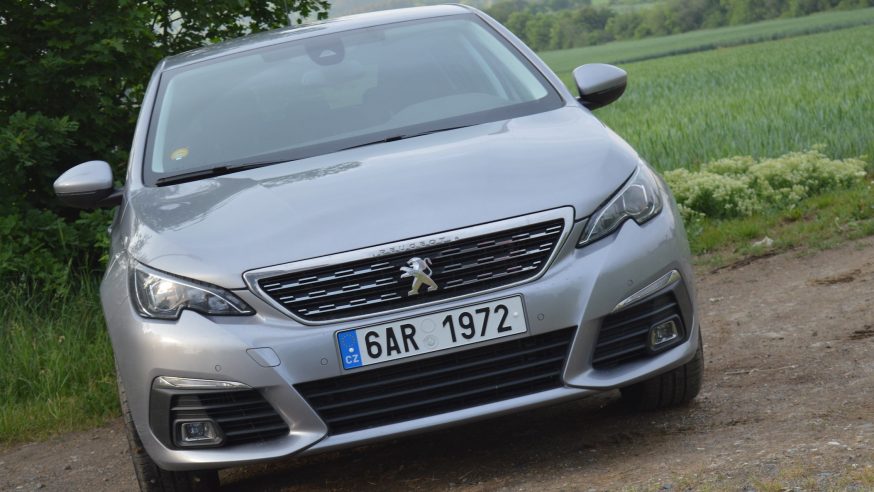Peugeot 308: facelift a nový motor = nové dobrodružství