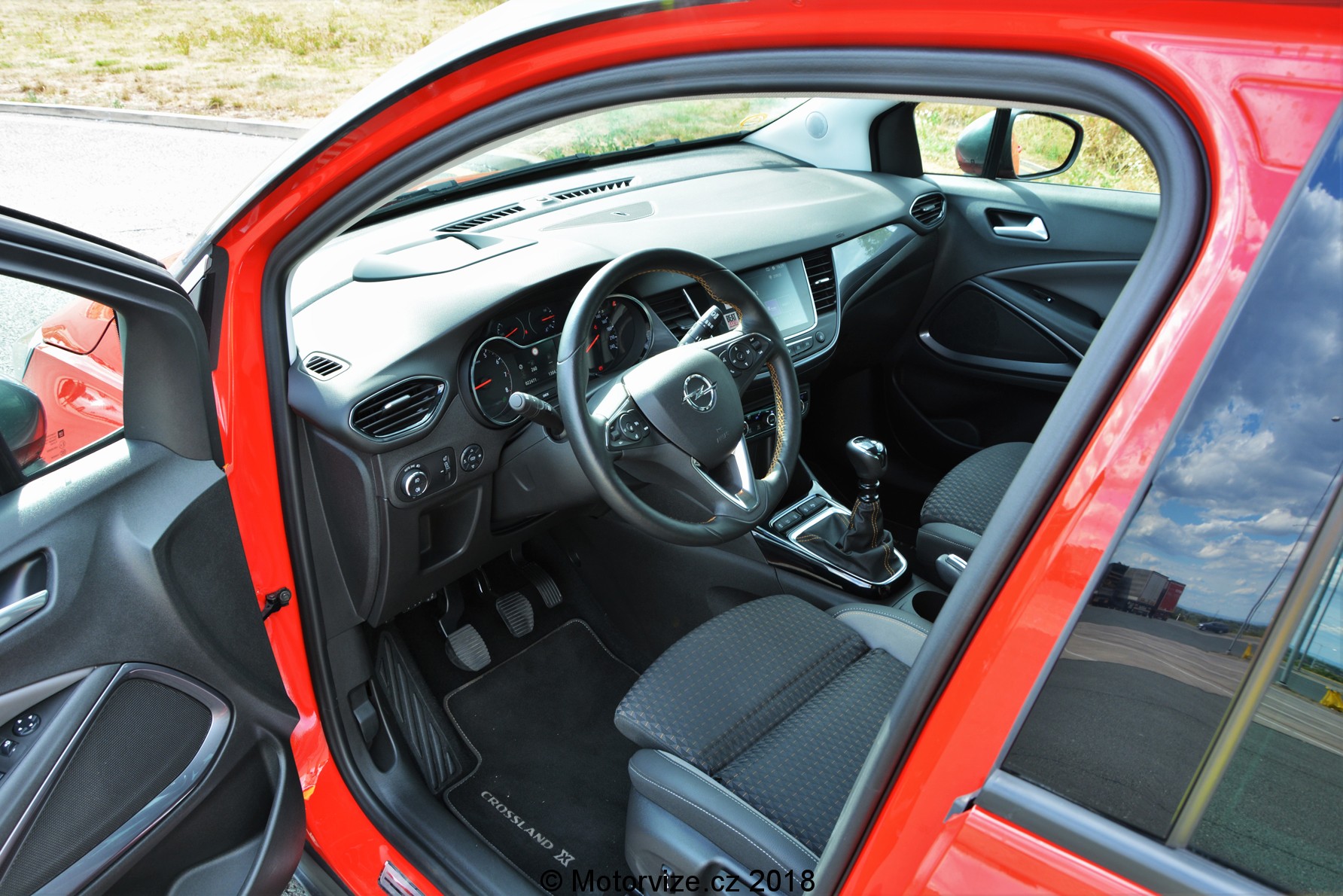 TEST: Opel Crossland X 1.2 TURBO