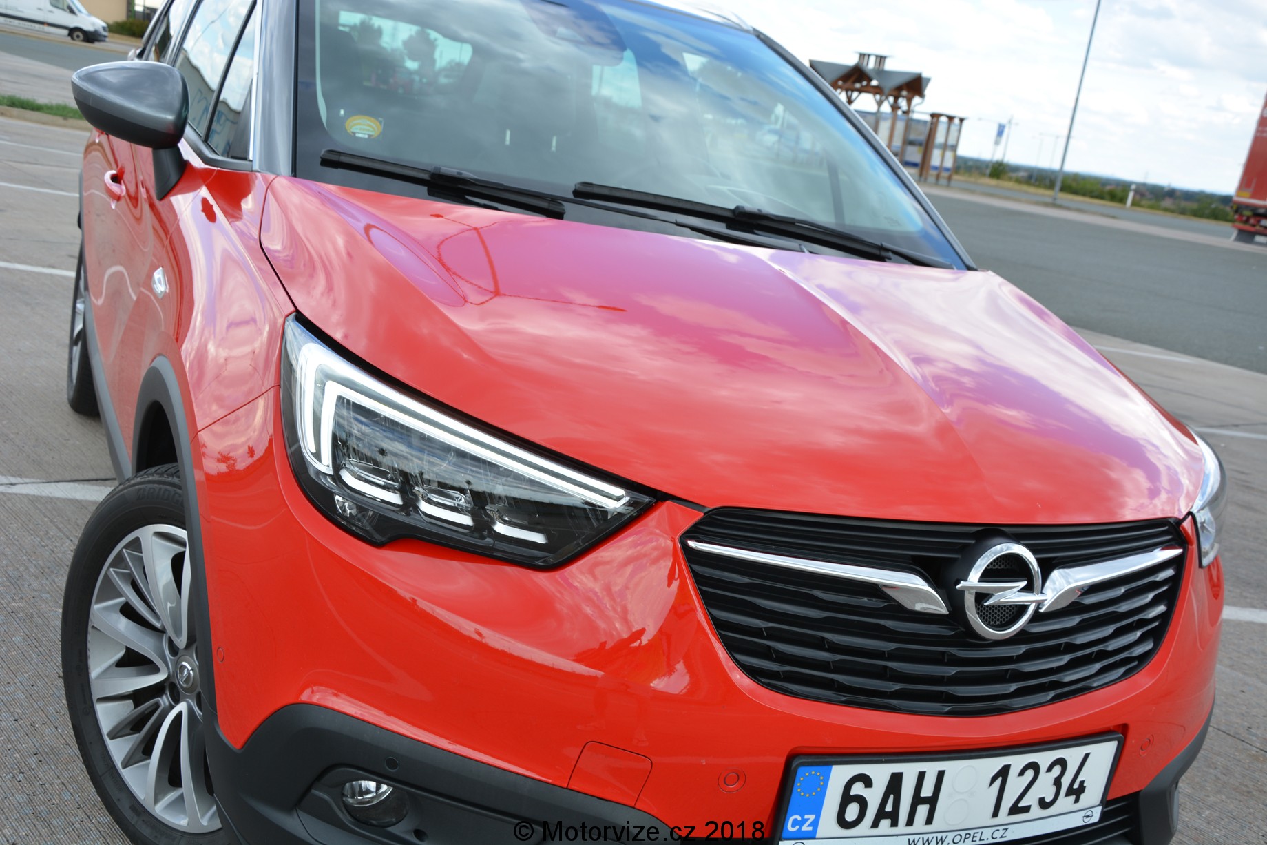 TEST: Opel Crossland X 1.2 TURBO