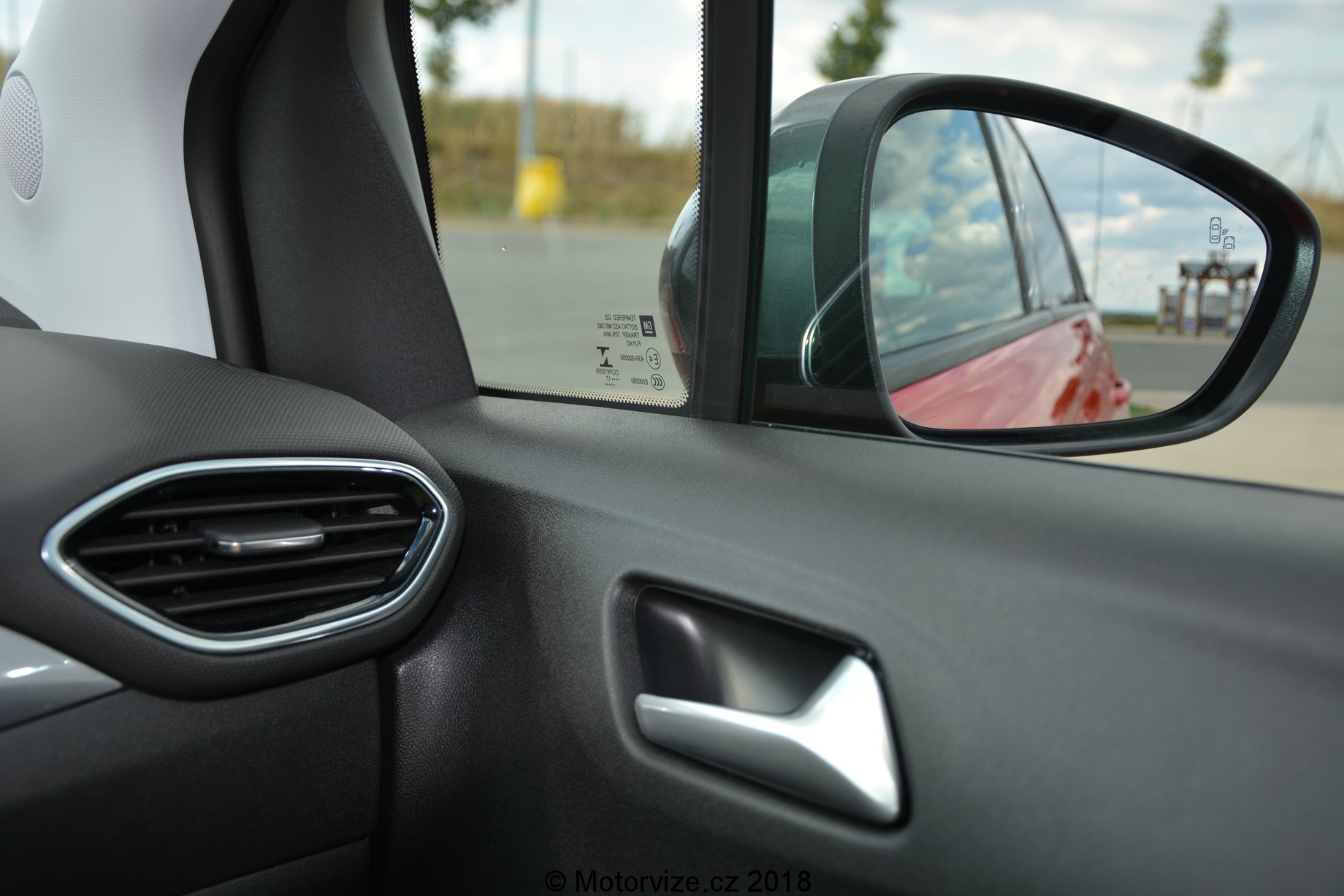 TEST: Opel Crossland X 1.2 TURBO