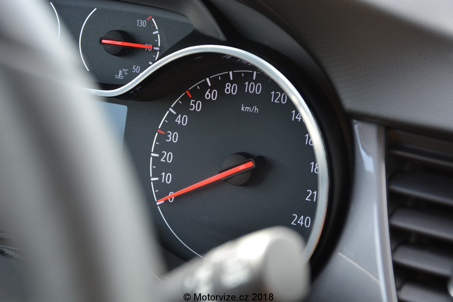 TEST: Opel Crossland X 1.2 TURBO