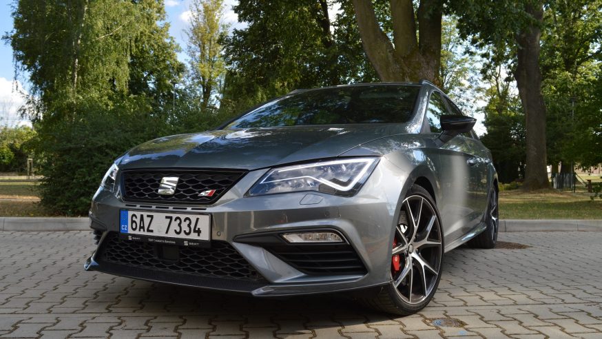 Seat Leon ST Cupra 4Drive: taková normální rodinná střela
