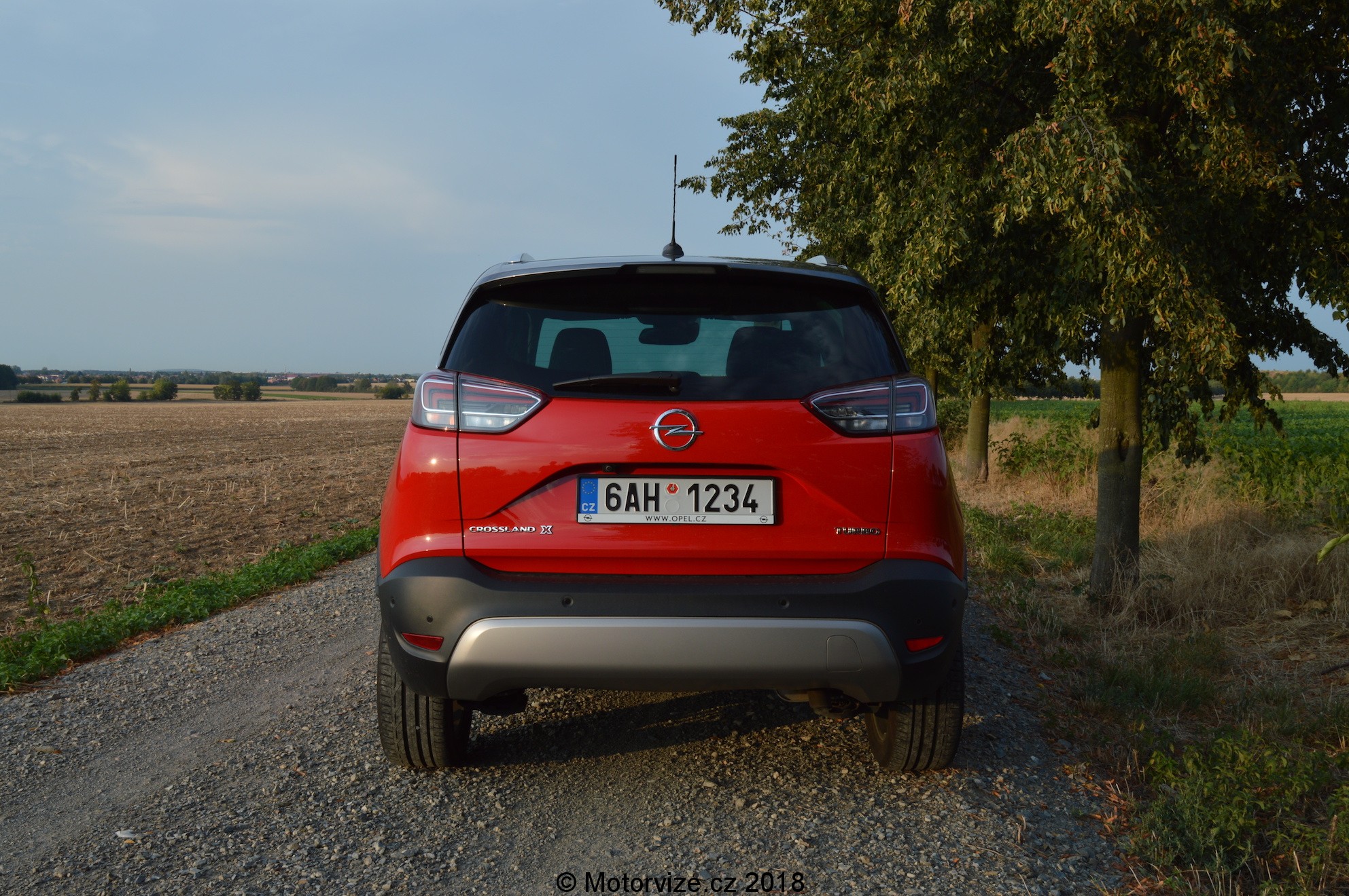 TEST: Opel Crossland X 1.2 TURBO