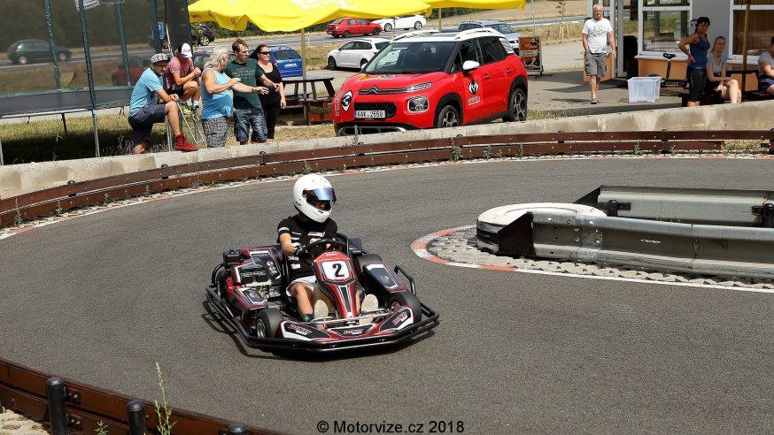 DRUHÝ ZÁVOD MOTORVIZE KARTING CUP 2018: tenhle zážitek za to stál!