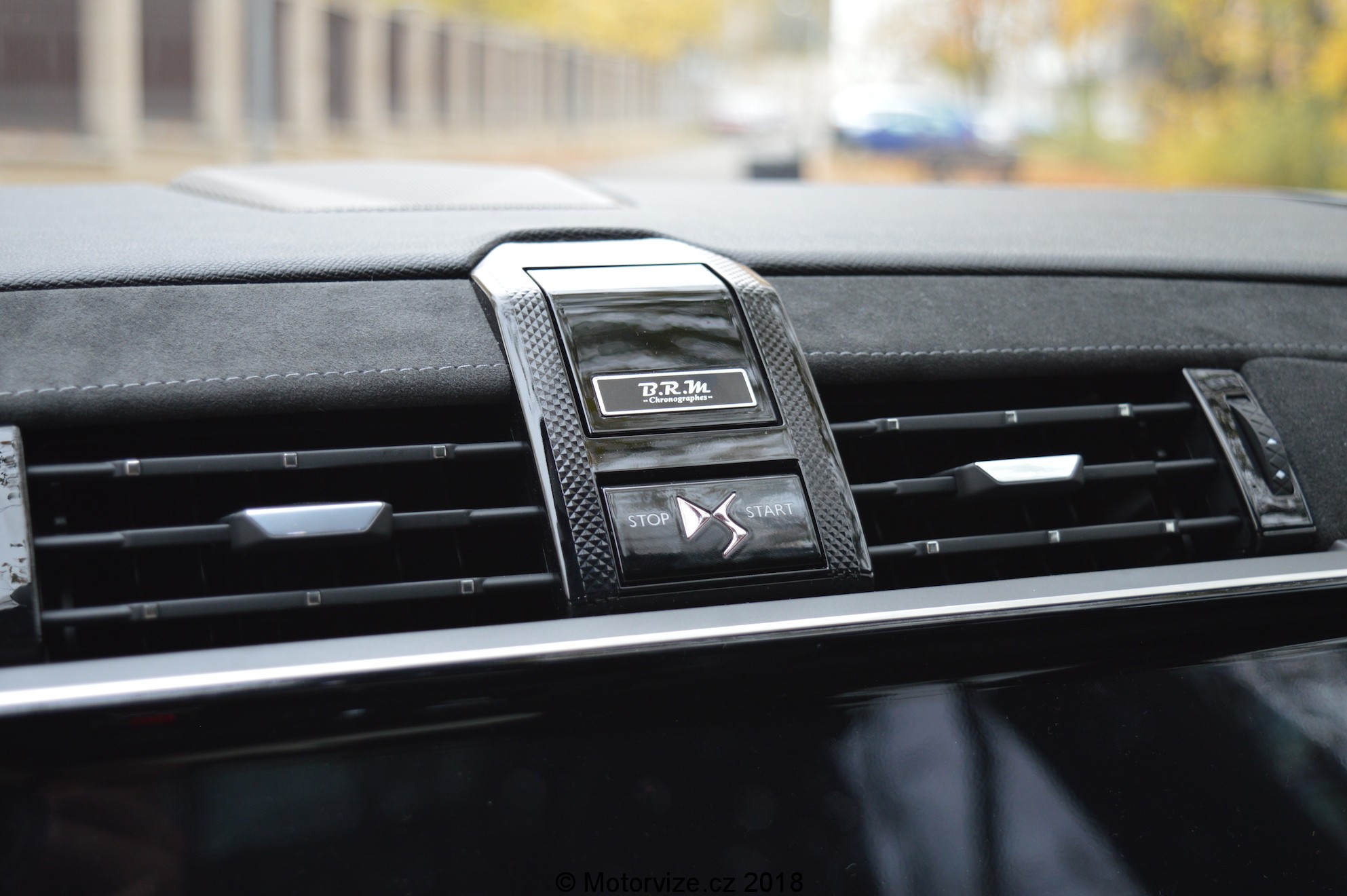 Představení: DS 7 Crossback