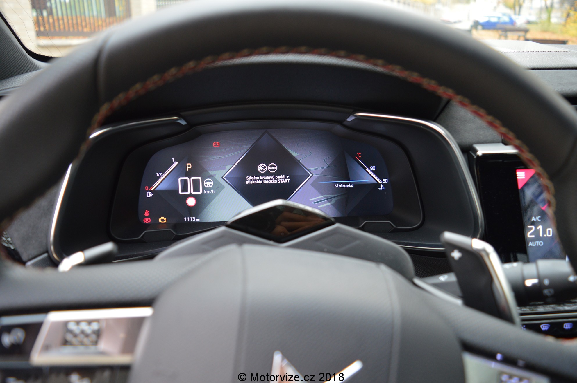 Představení: DS 7 Crossback