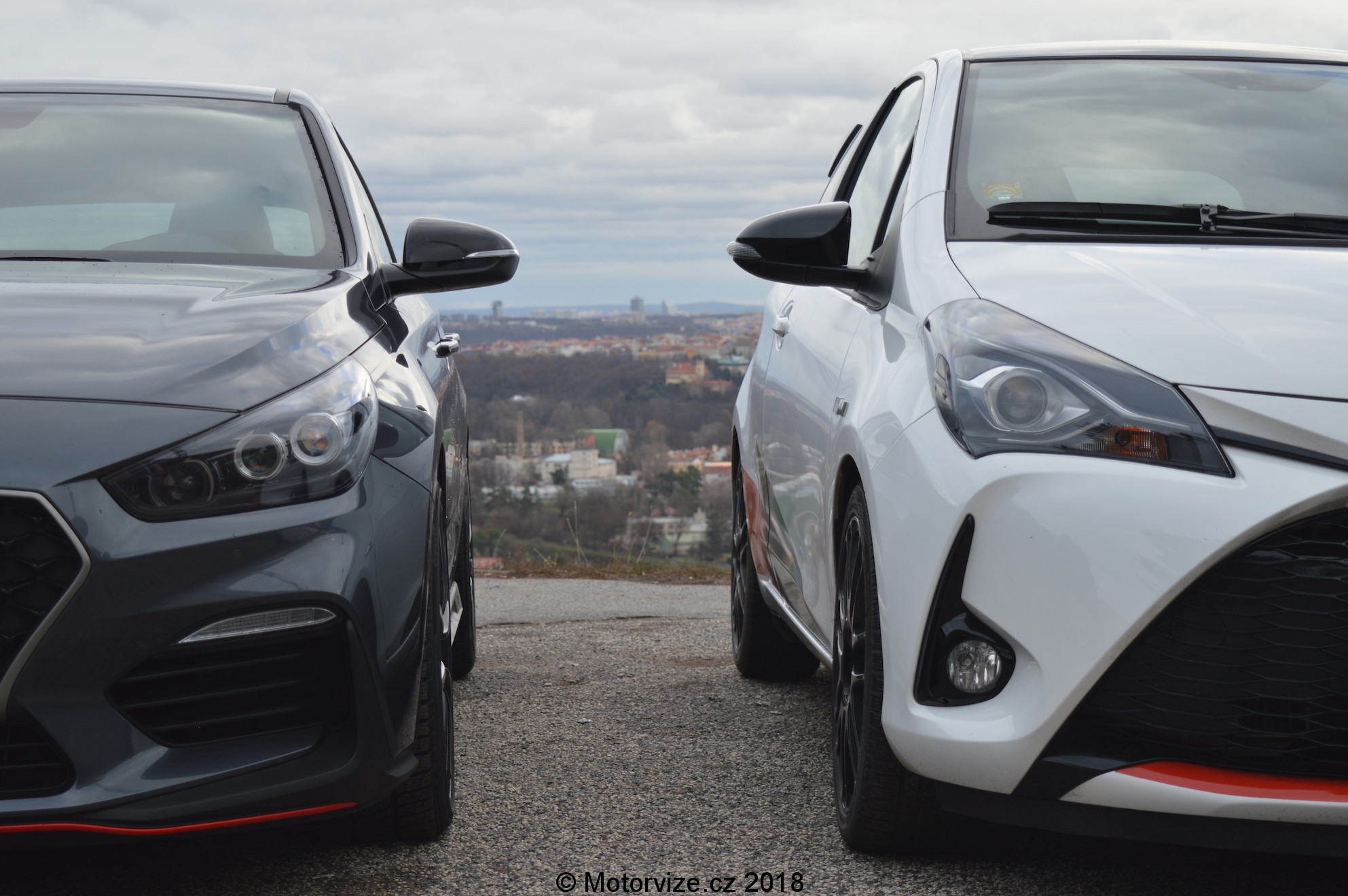 SROVNÁVACÍ TEST: Toyota Yaris GRMN vs. Hyundai i30N Performance
