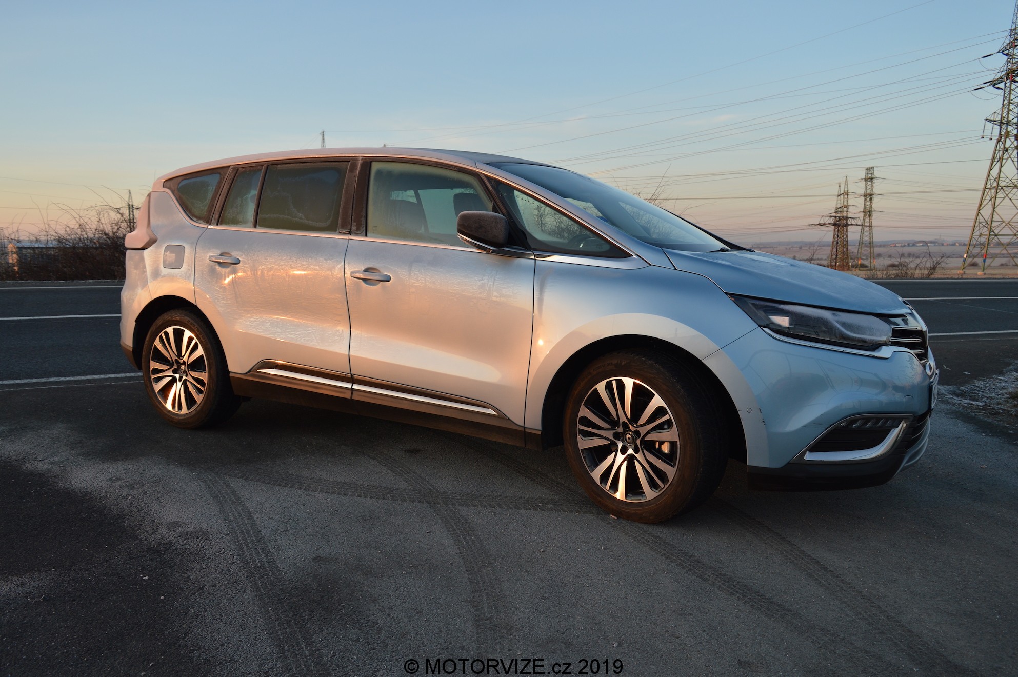 TEST: Renault Espace 1.8 TCe 225 Initiale Paris