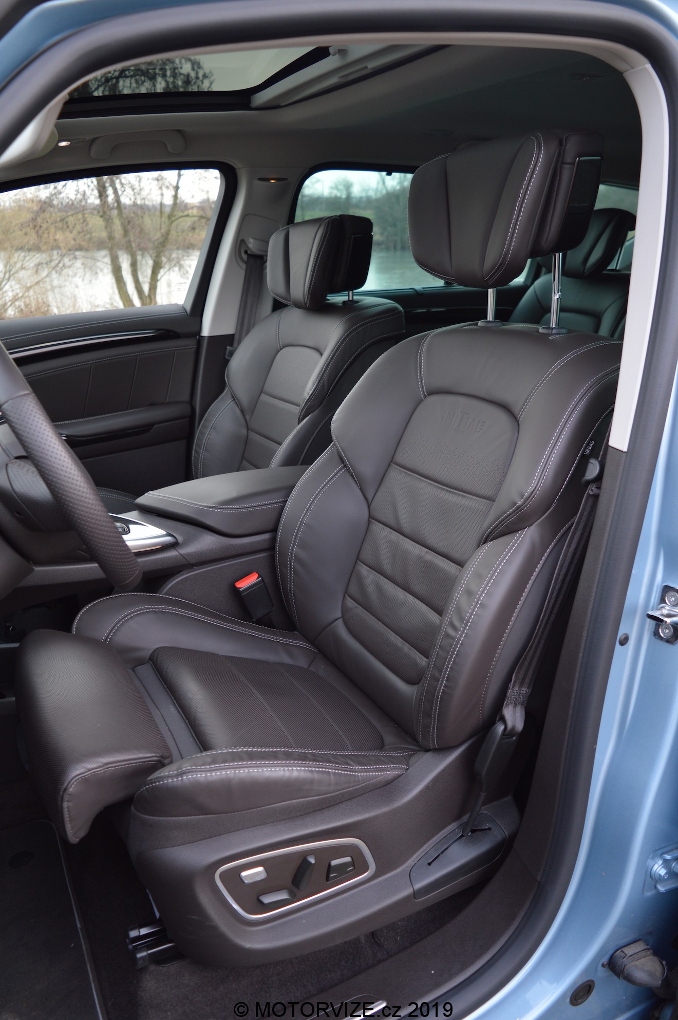 TEST: Renault Espace 1.8 TCe 225 Initiale Paris