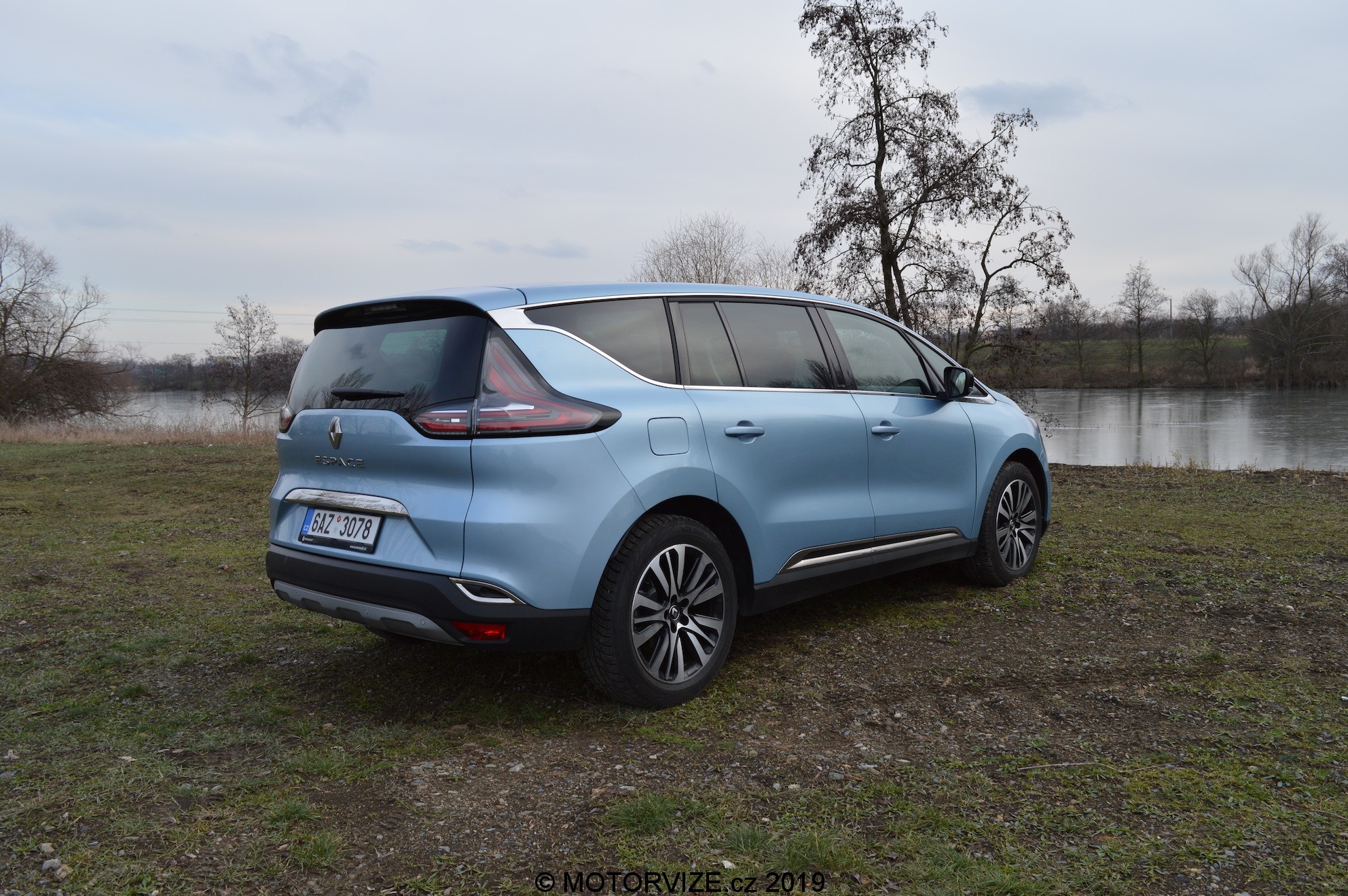 TEST: Renault Espace 1.8 TCe 225 Initiale Paris