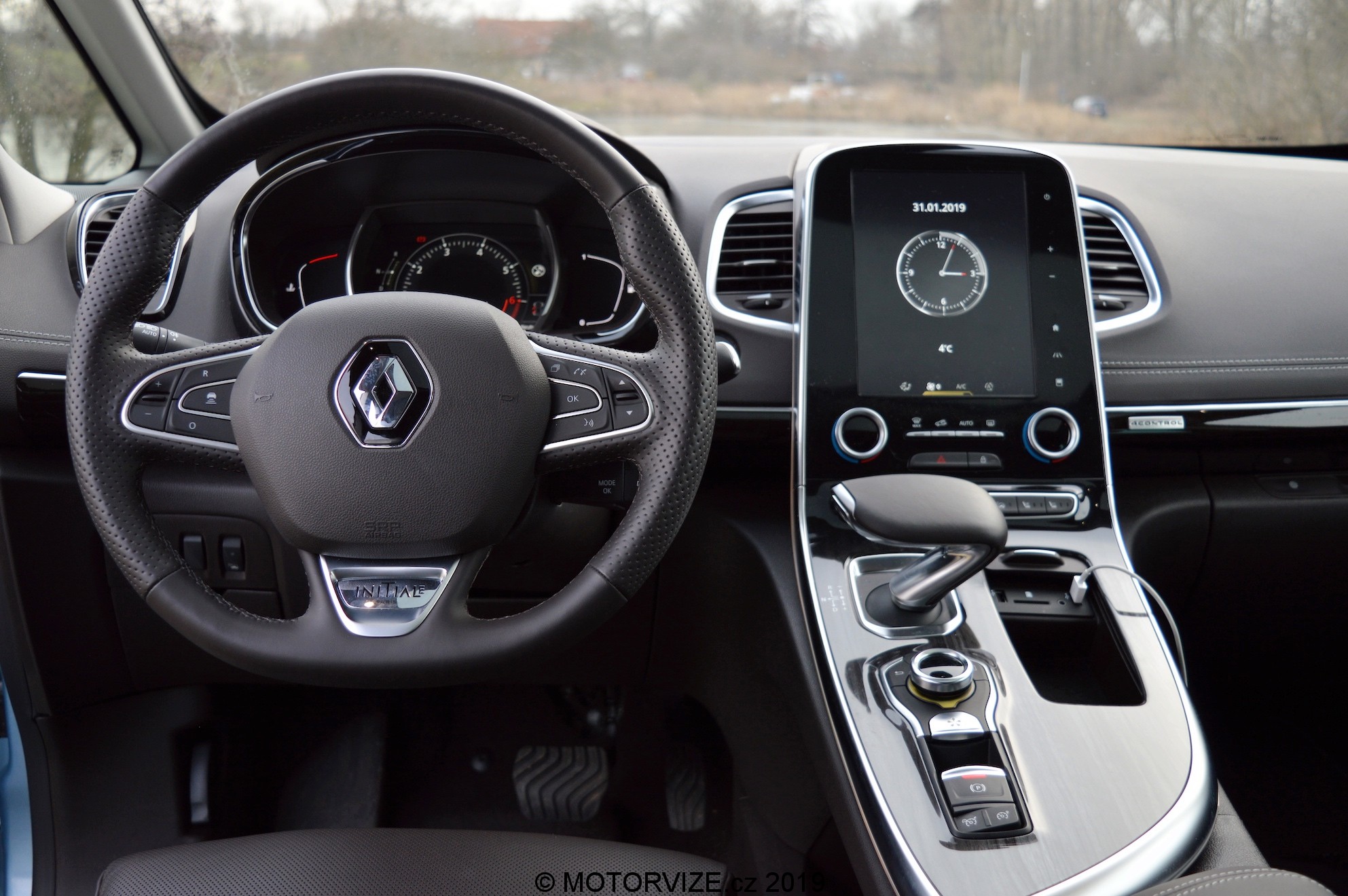 TEST: Renault Espace 1.8 TCe 225 Initiale Paris