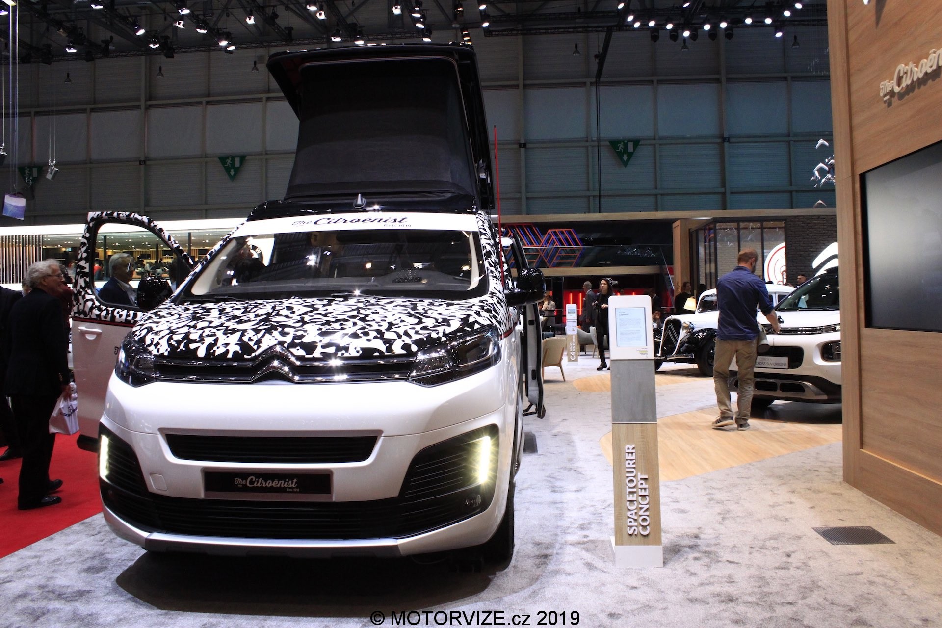 Citroen Spacetourer The Citroenist Concept (GIMS 2019)