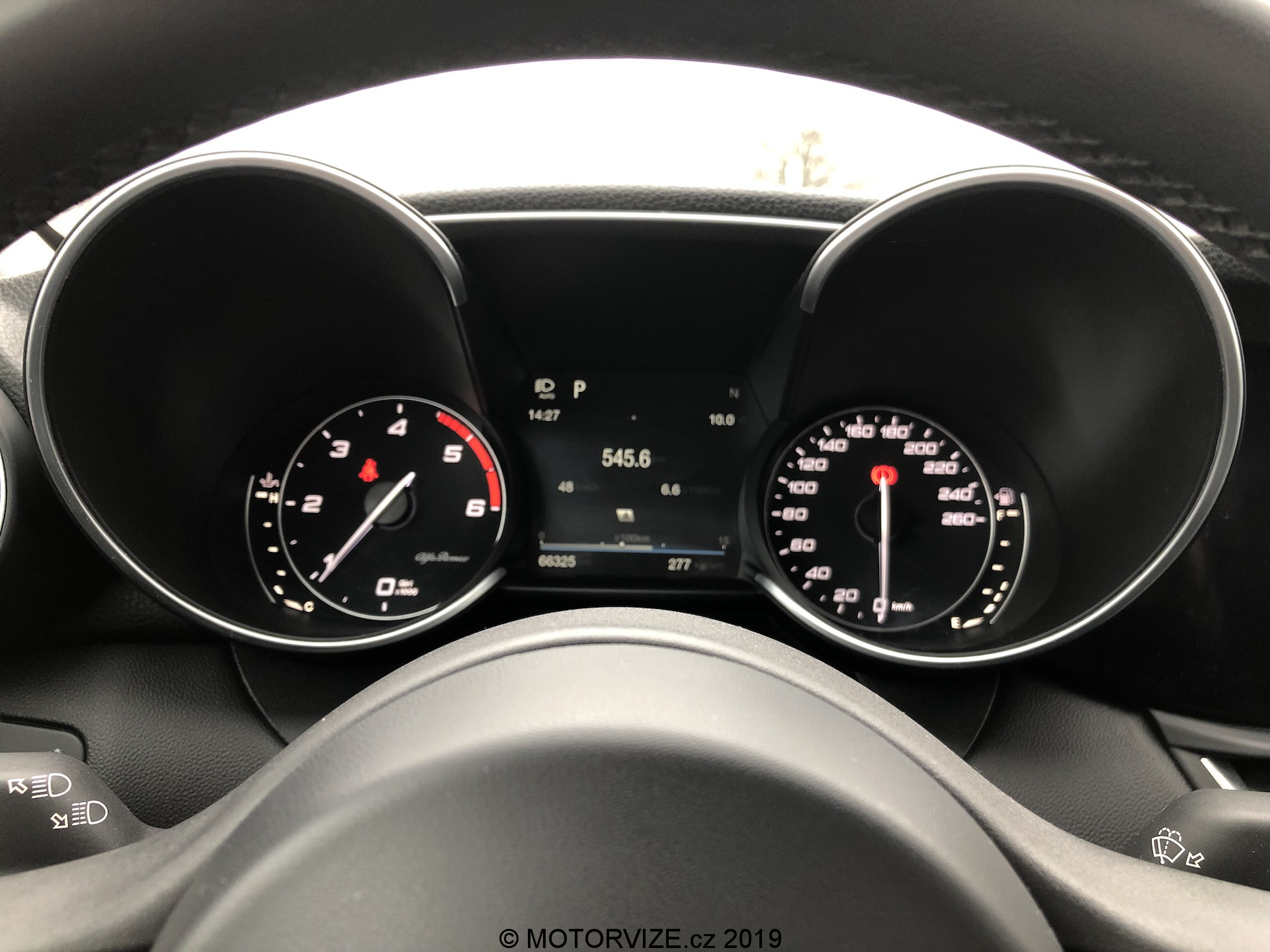 Redakční Alfa Romeo Giulia 2.2 jtdm Super