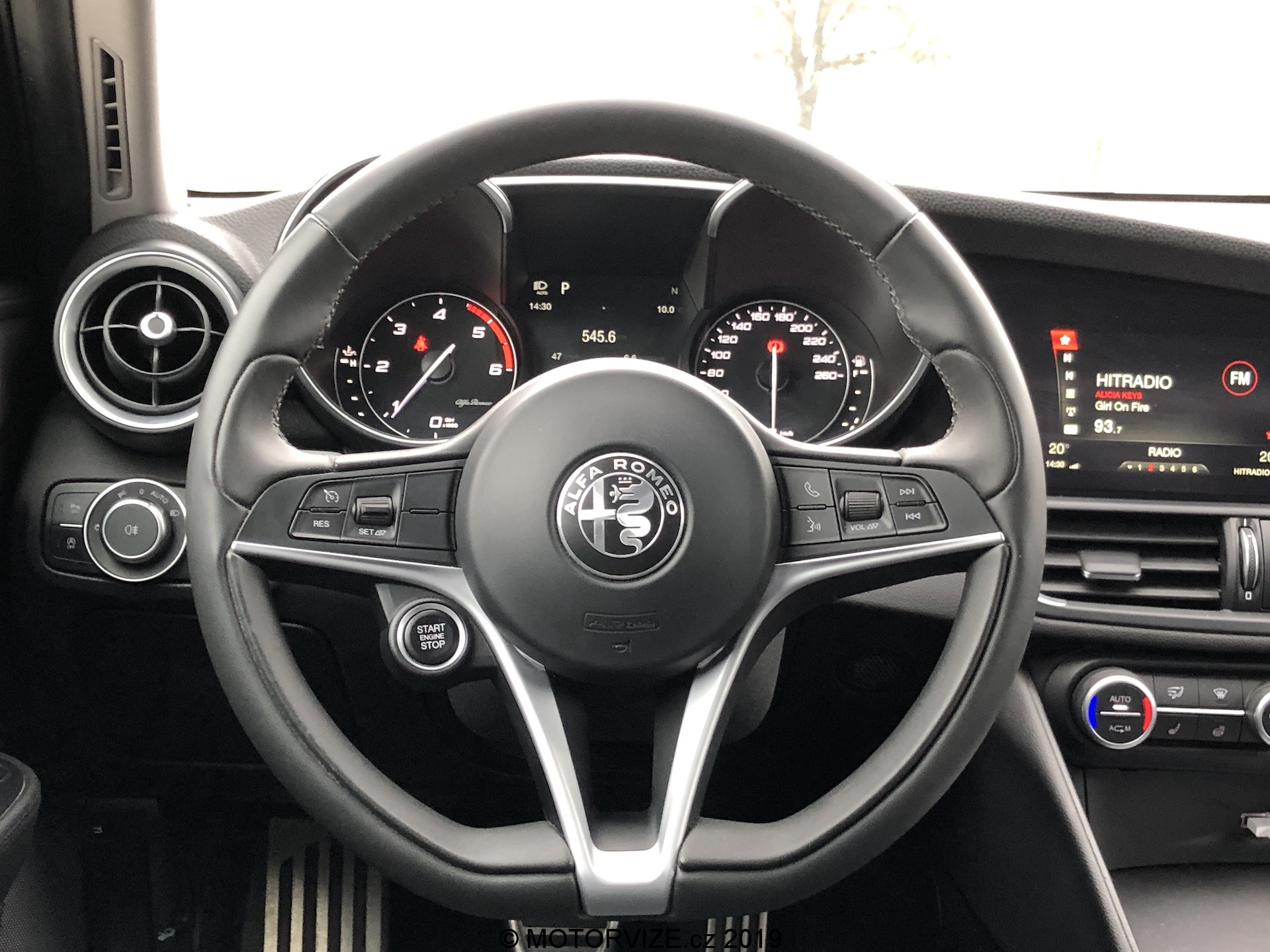 Redakční Alfa Romeo Giulia 2.2 jtdm Super