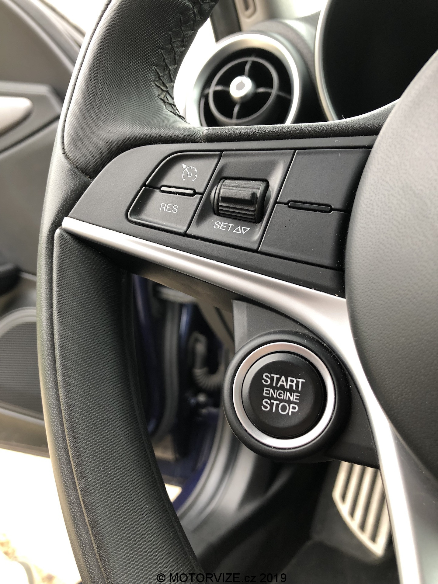 Redakční Alfa Romeo Giulia 2.2 jtdm Super