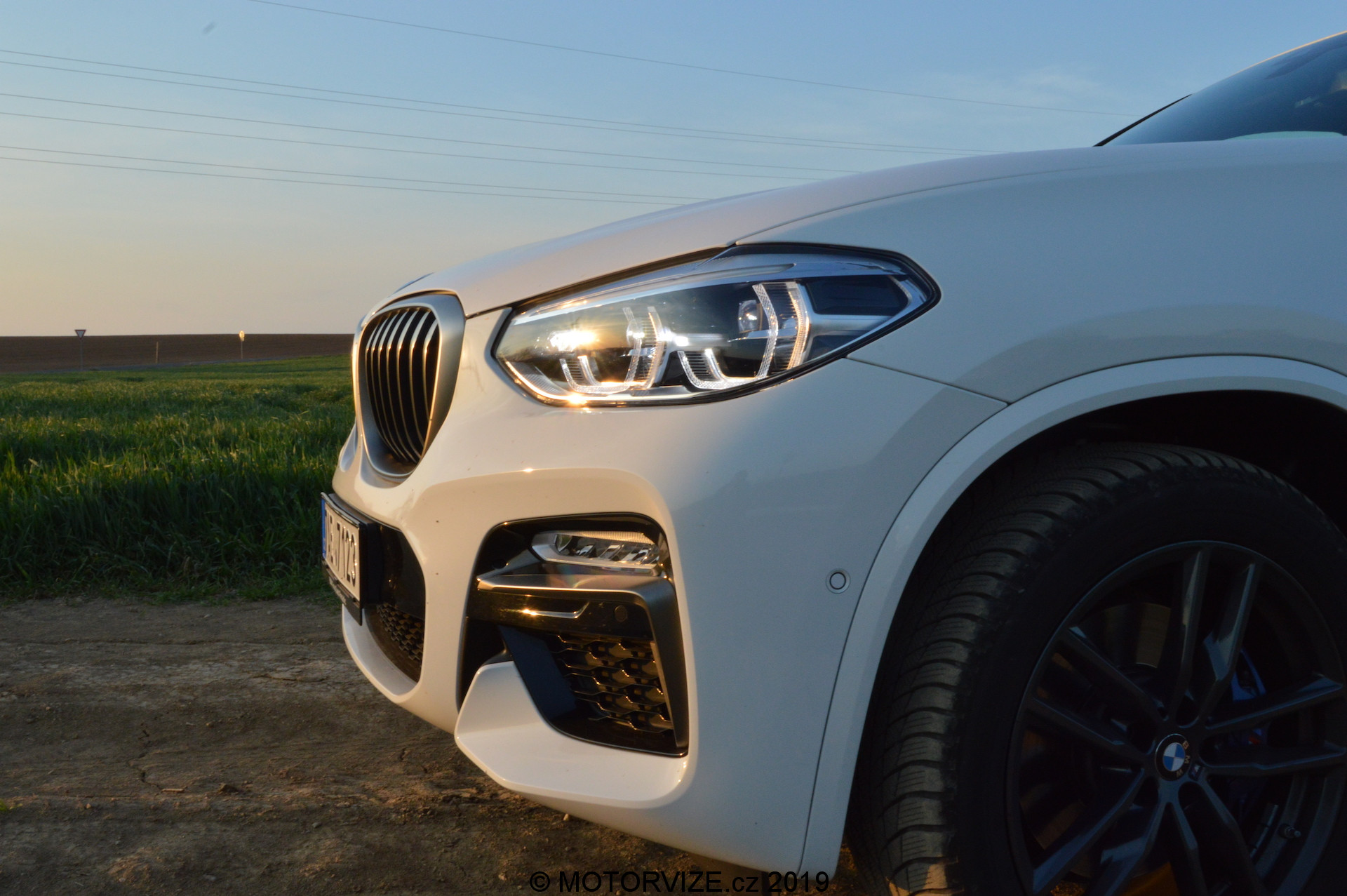 TEST: BMW X4 M40d