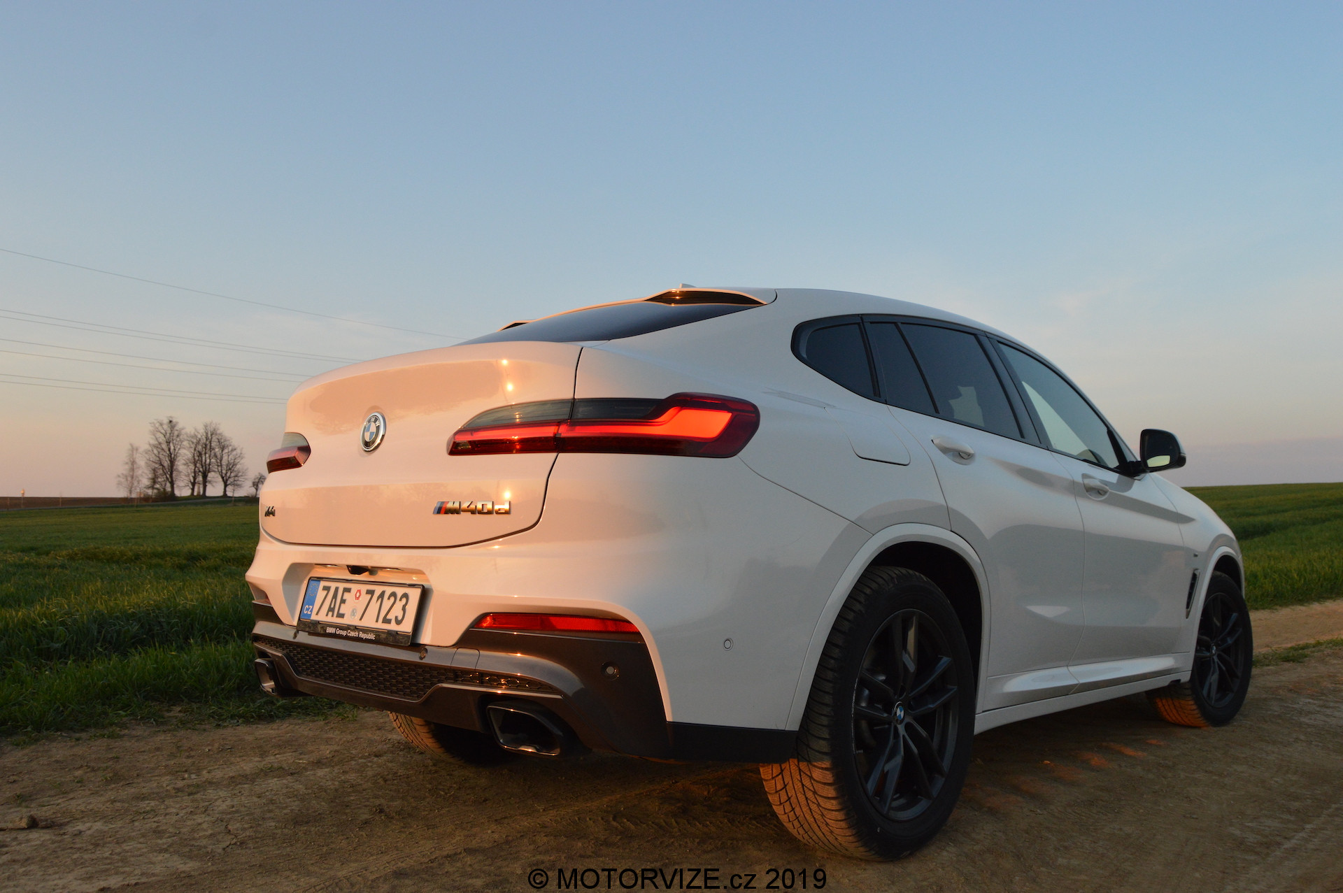 TEST: BMW X4 M40d