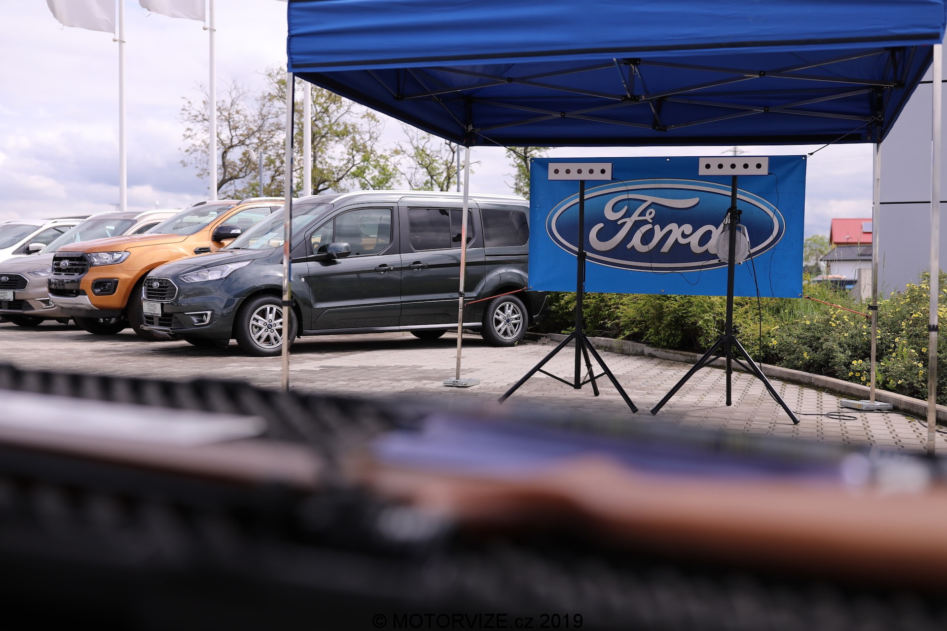 Ford Mondeo Kombi hybrid a první svezení