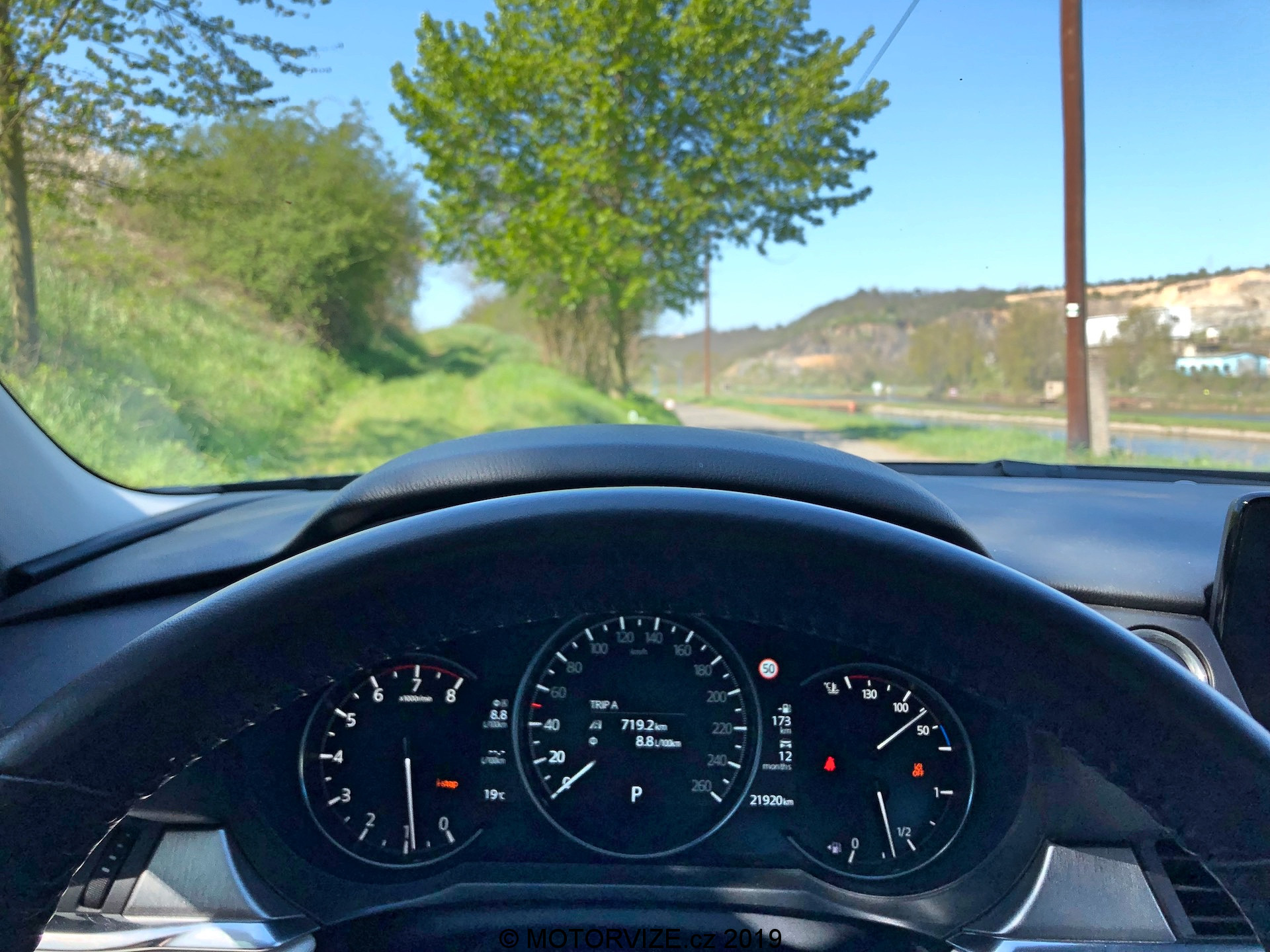 TEST: Mazda 6 revolution TOP 2.5 G194