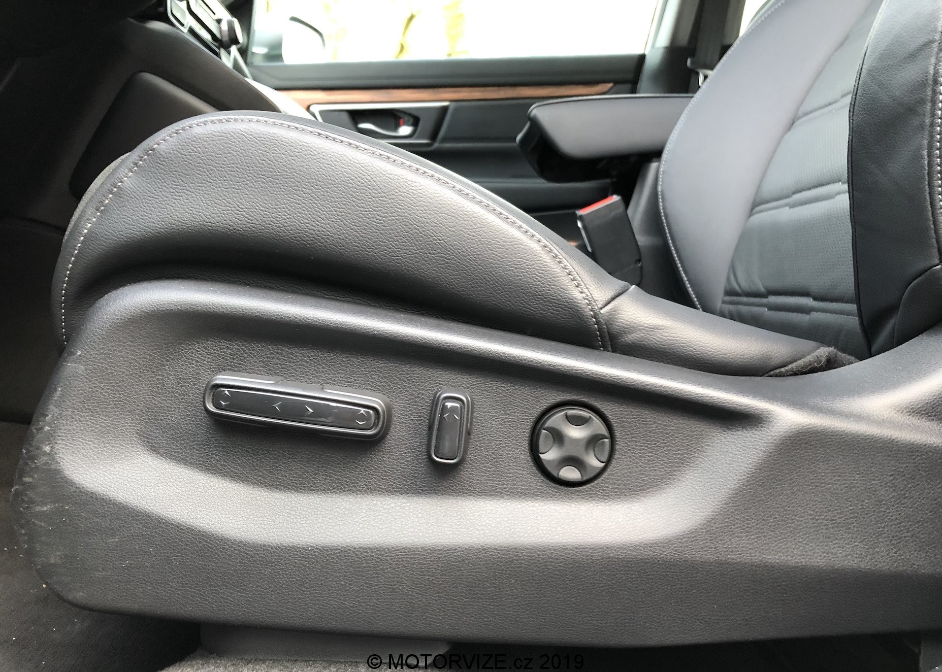 TEST: Honda CR-V Hybrid 4WD