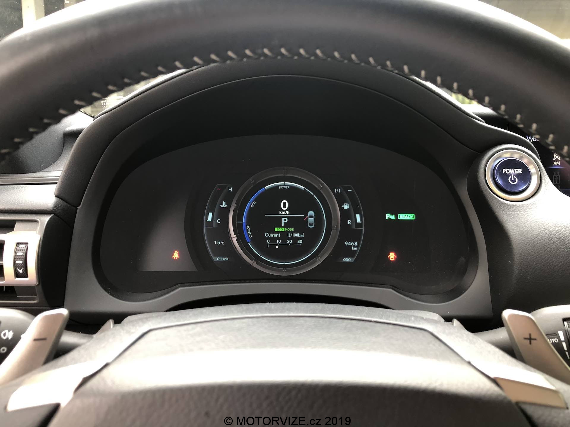 TEST: Lexus RC 300h F SPORT TOP (2019)