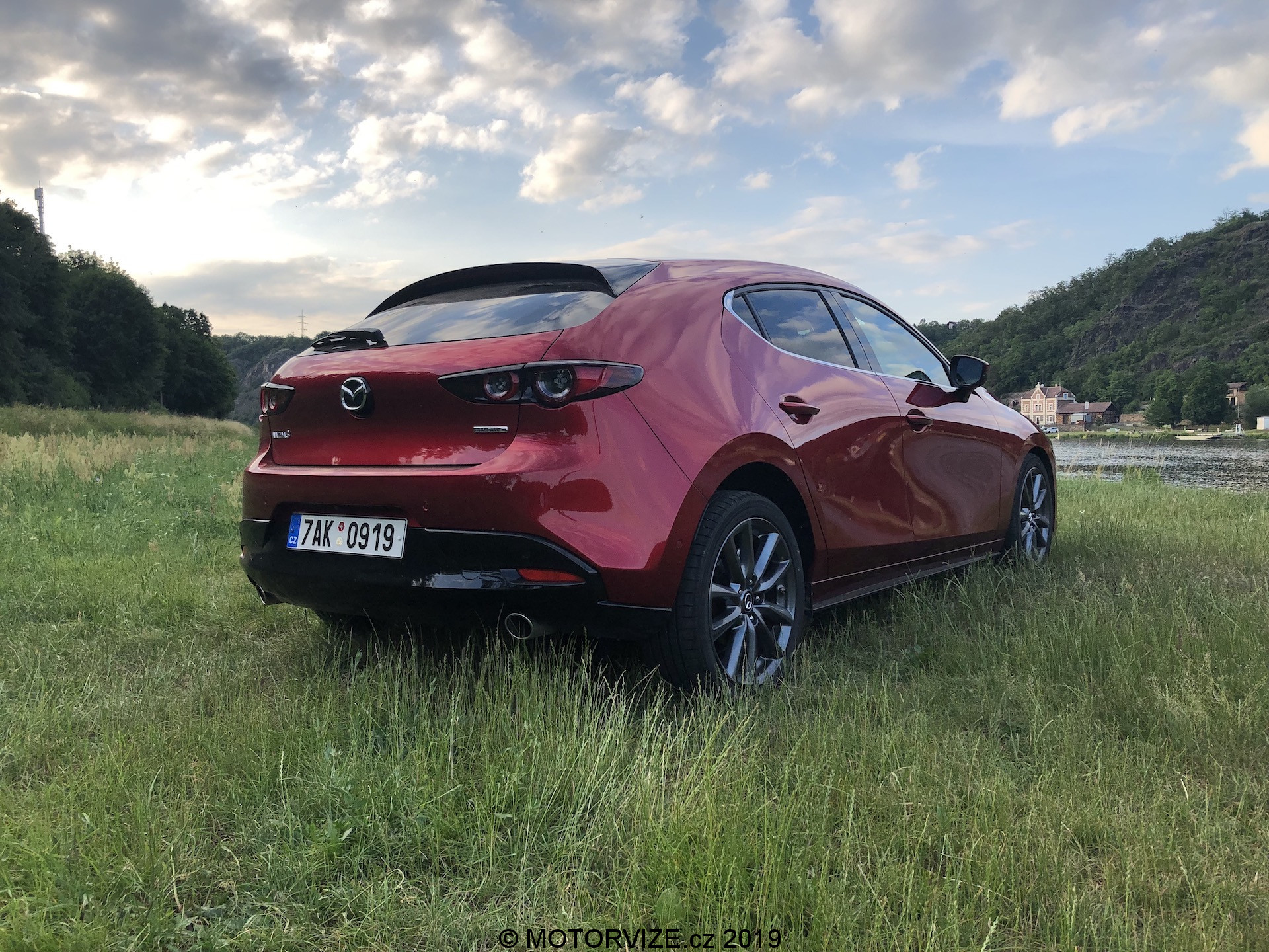TEST: Mazda 3 G122 (2019)