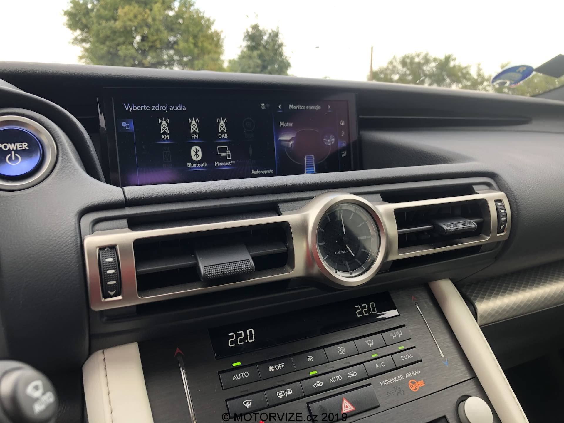 TEST: Lexus RC 300h F SPORT TOP (2019)