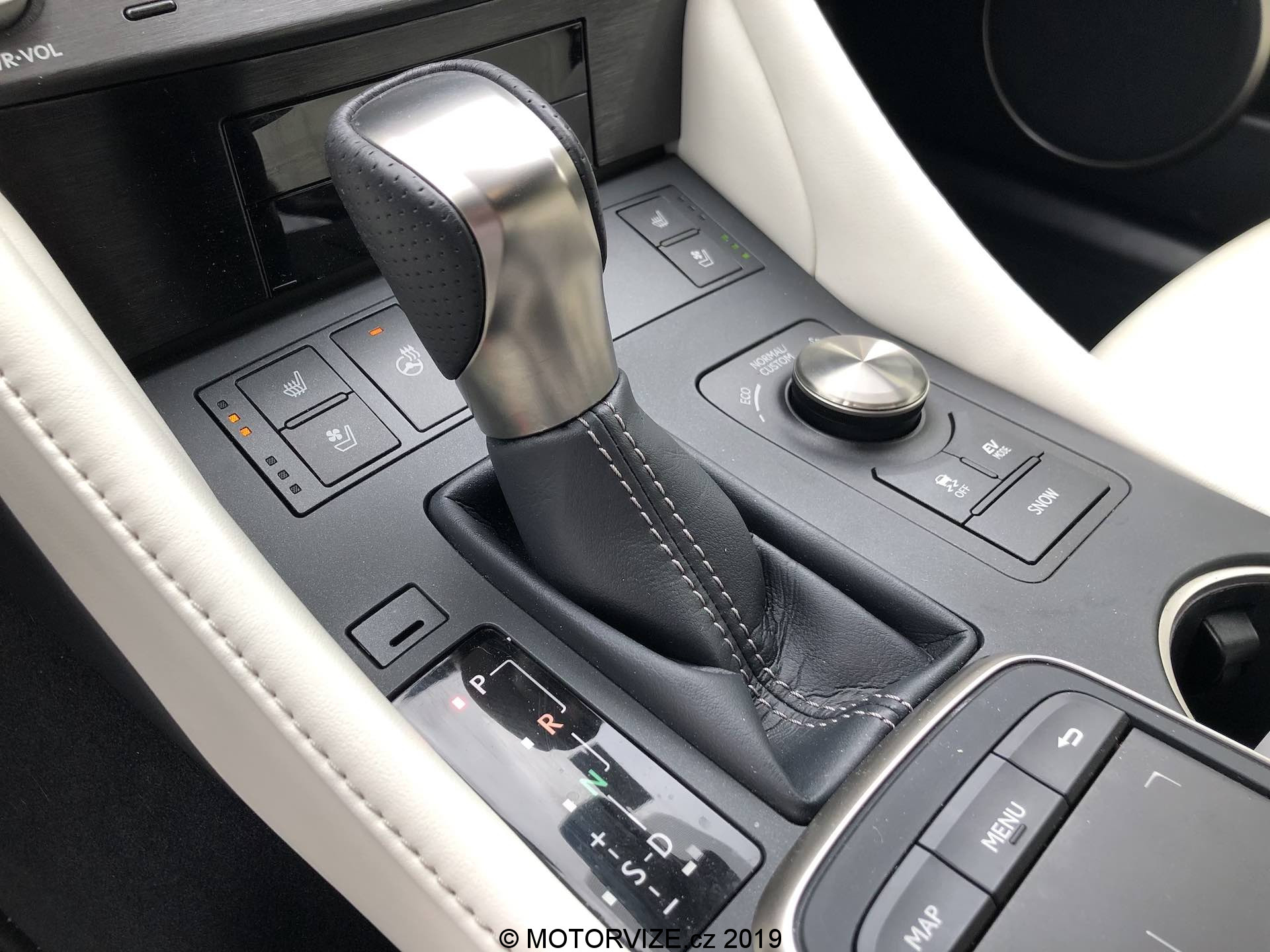 TEST: Lexus RC 300h F SPORT TOP (2019)