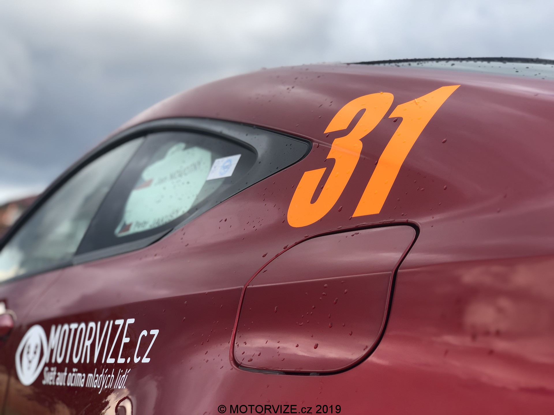 TEST: Lexus RC 300h F SPORT TOP (2019)